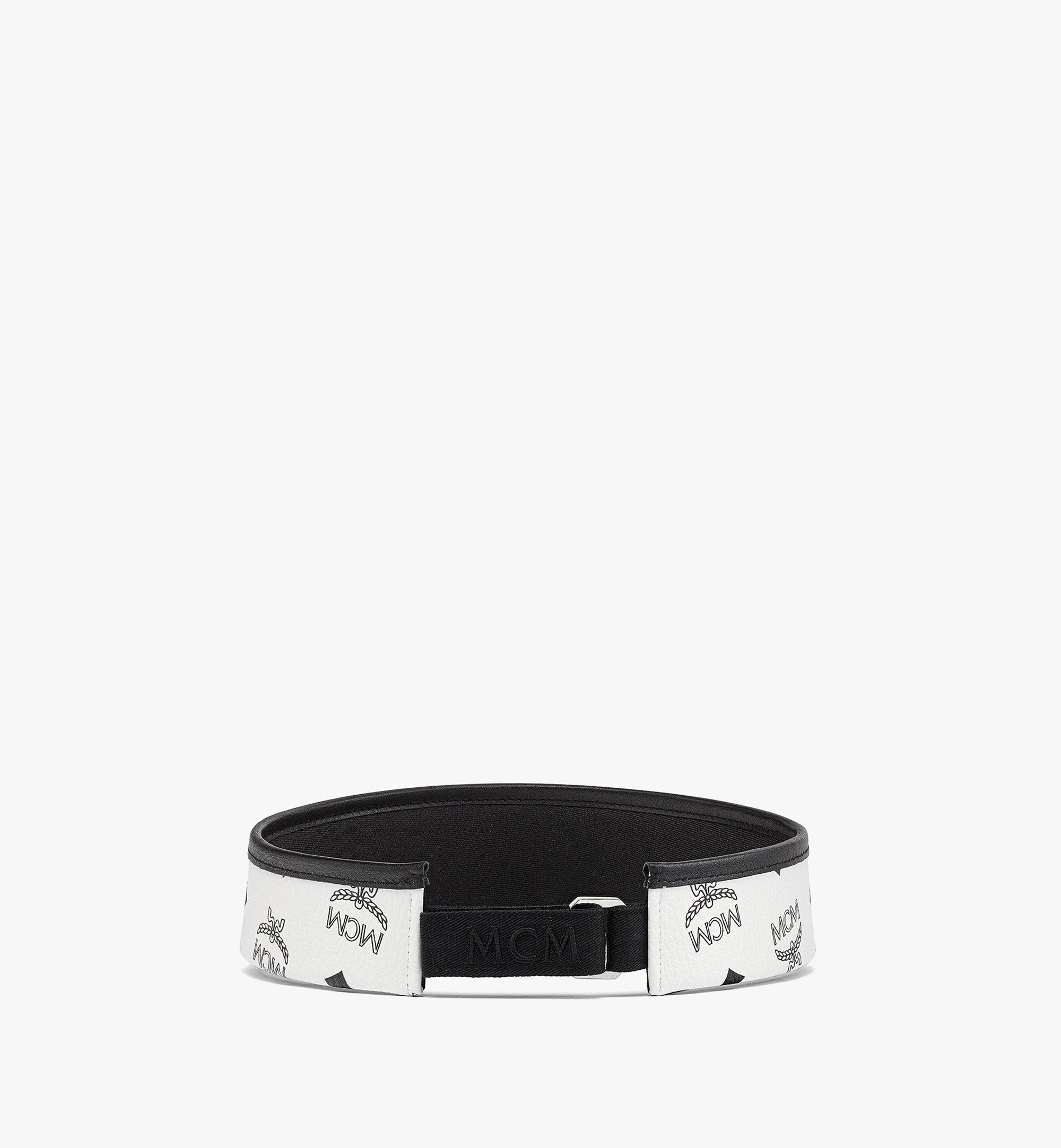 MCM Vinyl Visor in Visetos White MECDAMM02WT001 ほかの角度から見る 1