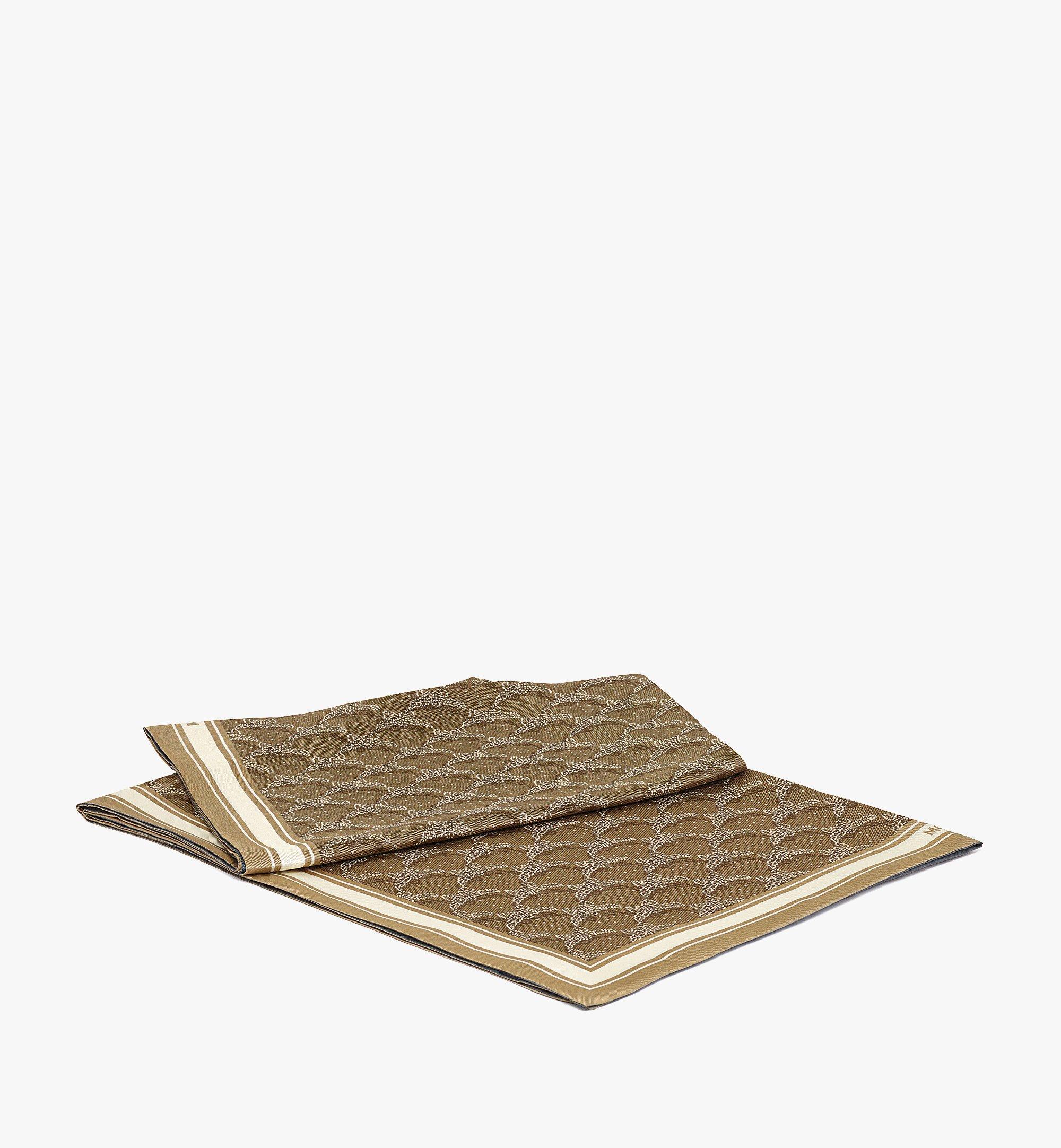 MCM Reversible Lauretos Print Silk Twill Shawl Black MEFESMM14BK001 ほかの角度から見る 1