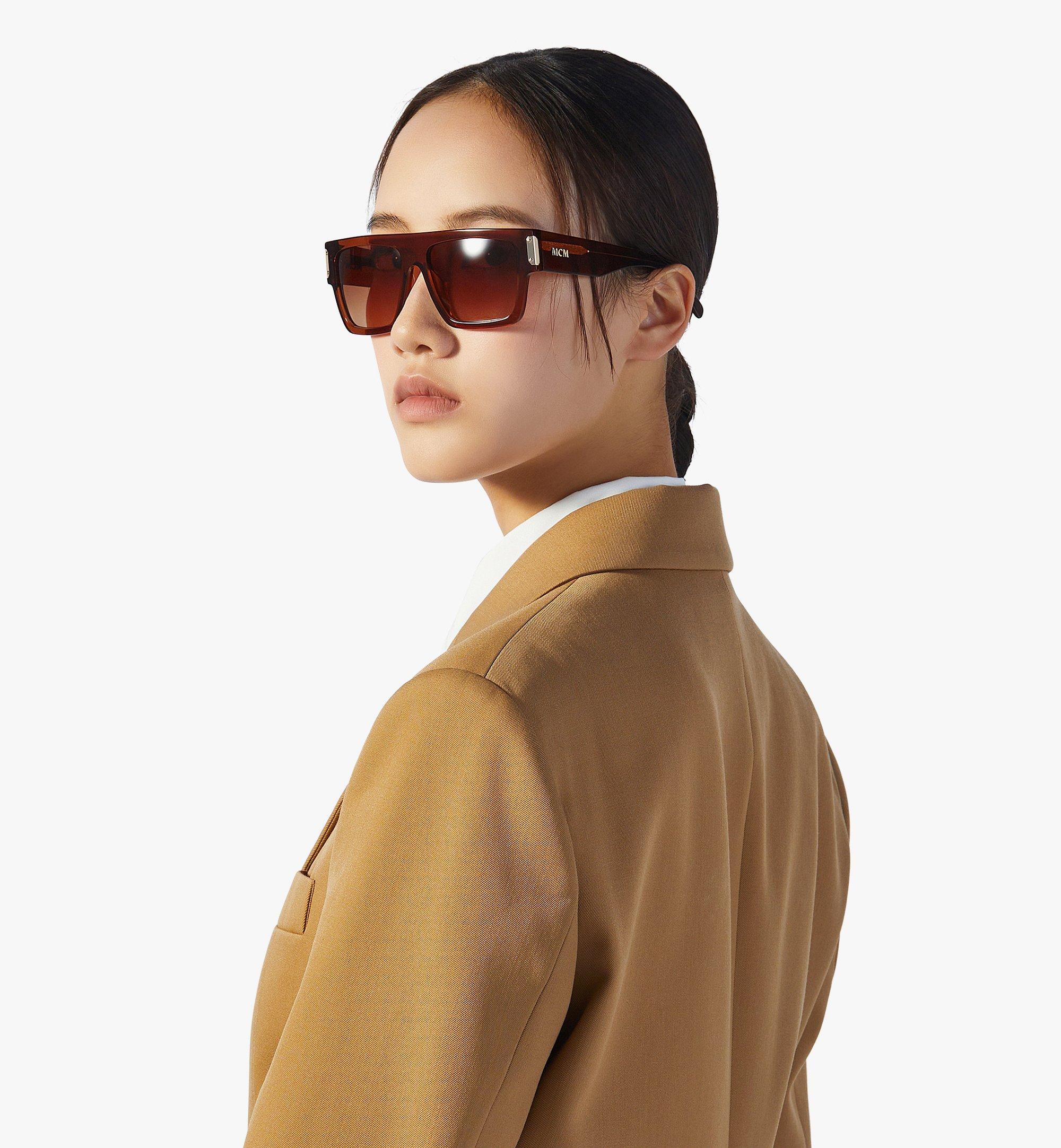 MCM 方形太阳镜 Cognac MEGEAMM10CO001 更多视角 3