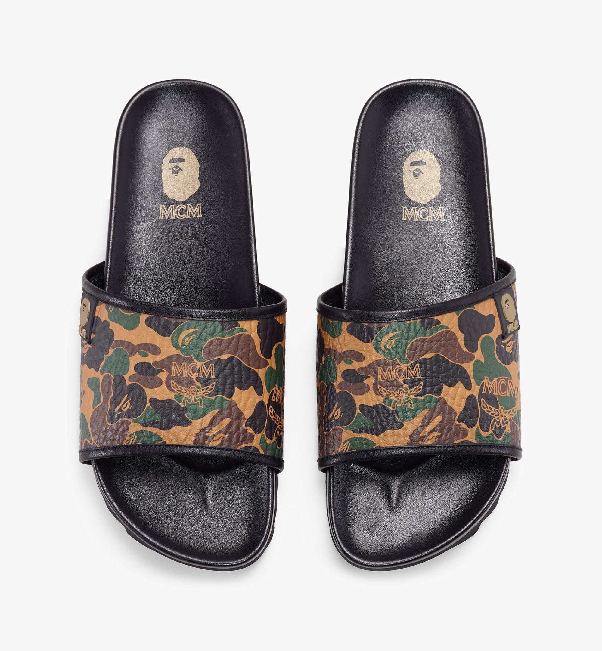 MCM Claquettes MCM x BAPE en Visetos camouflage pour femme  MES9AMB02CW060 Plus de photos 4
