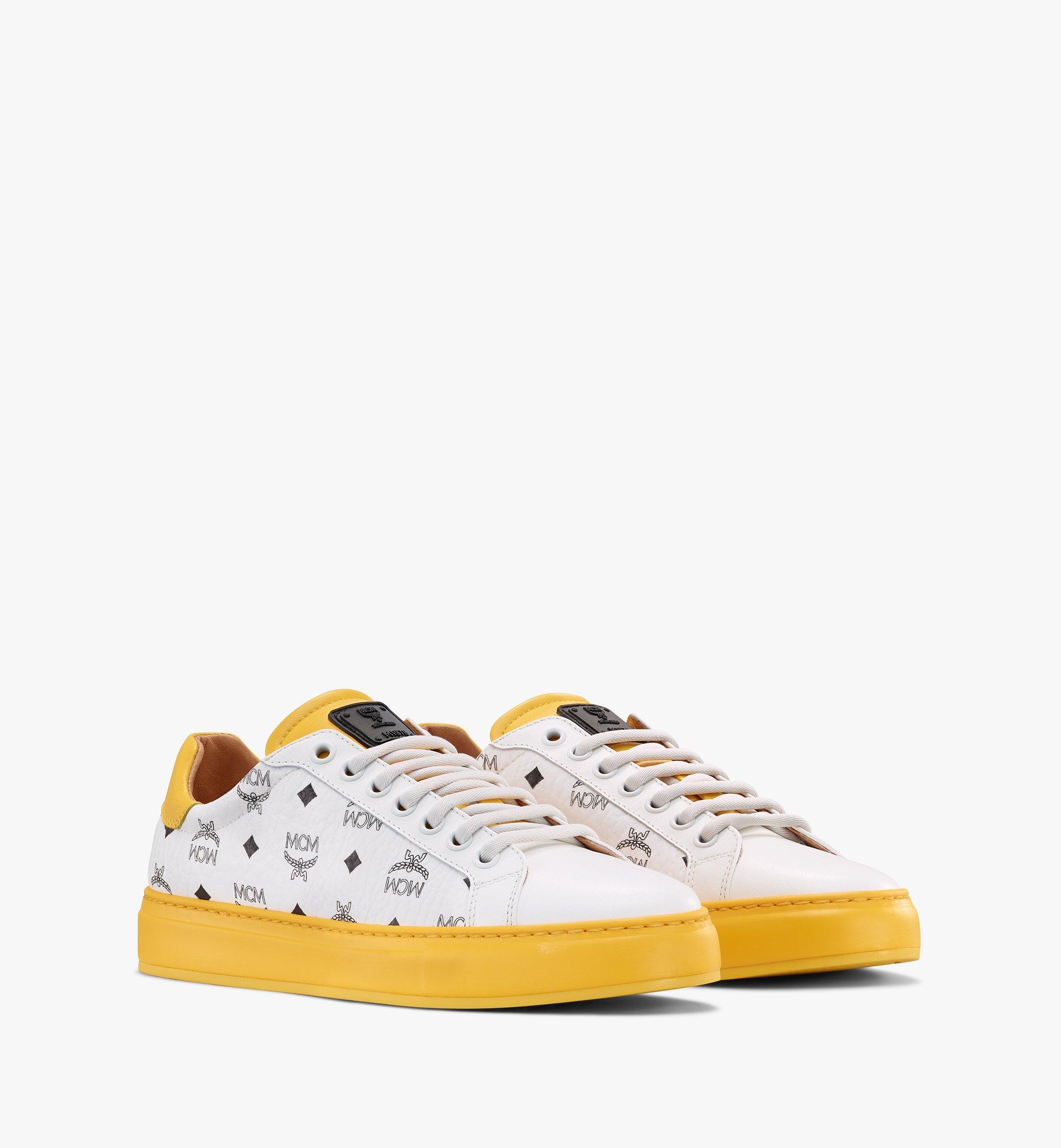 mcm low top trainers in visetos