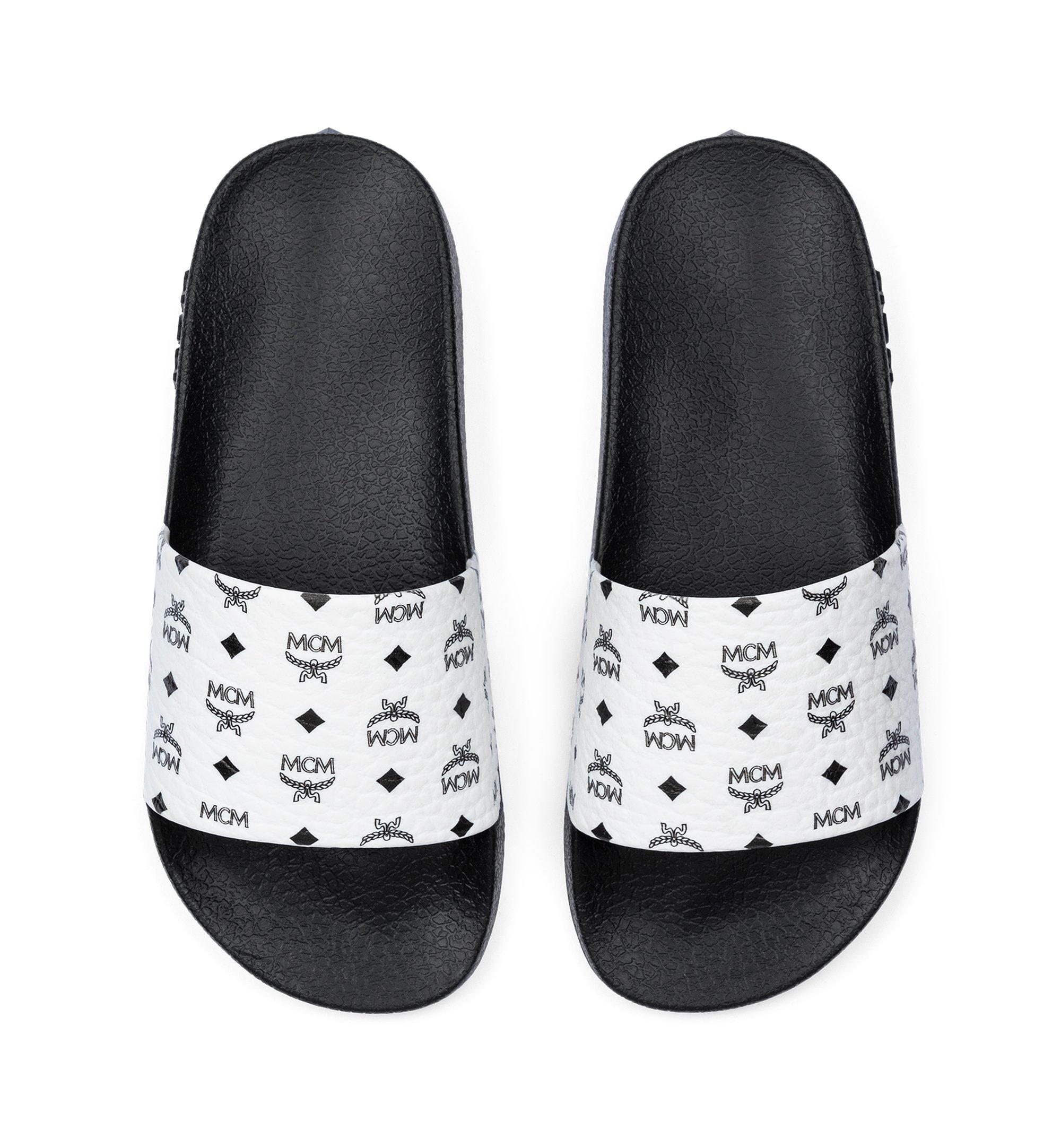 MCM Claquettes en caoutchouc monogrammé White MESCAMM05BK038 Plus de photos 5