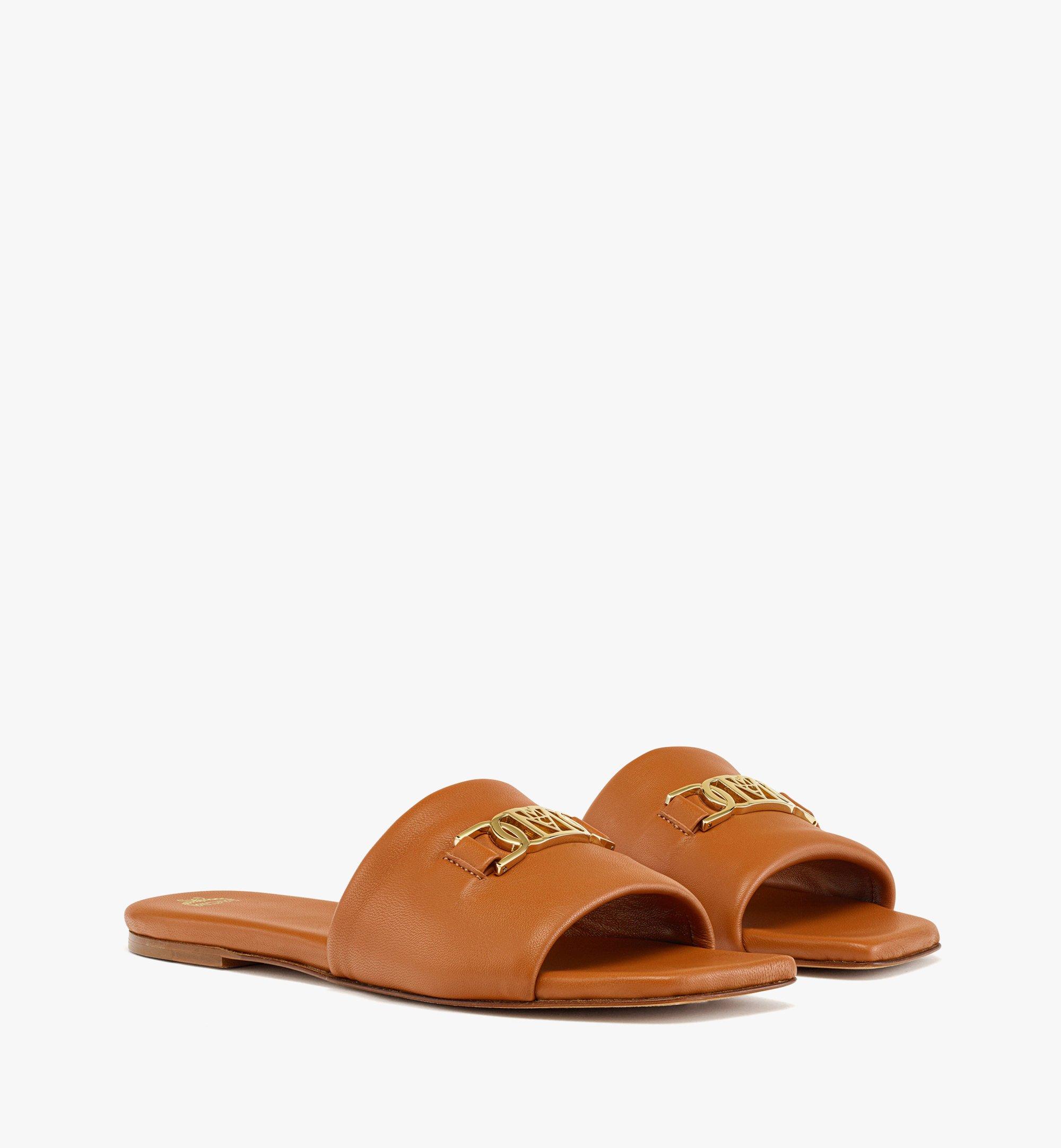 MCM Mode Travia フラットサンダル Cognac MESDALD05CO036 ほかの角度から見る 1