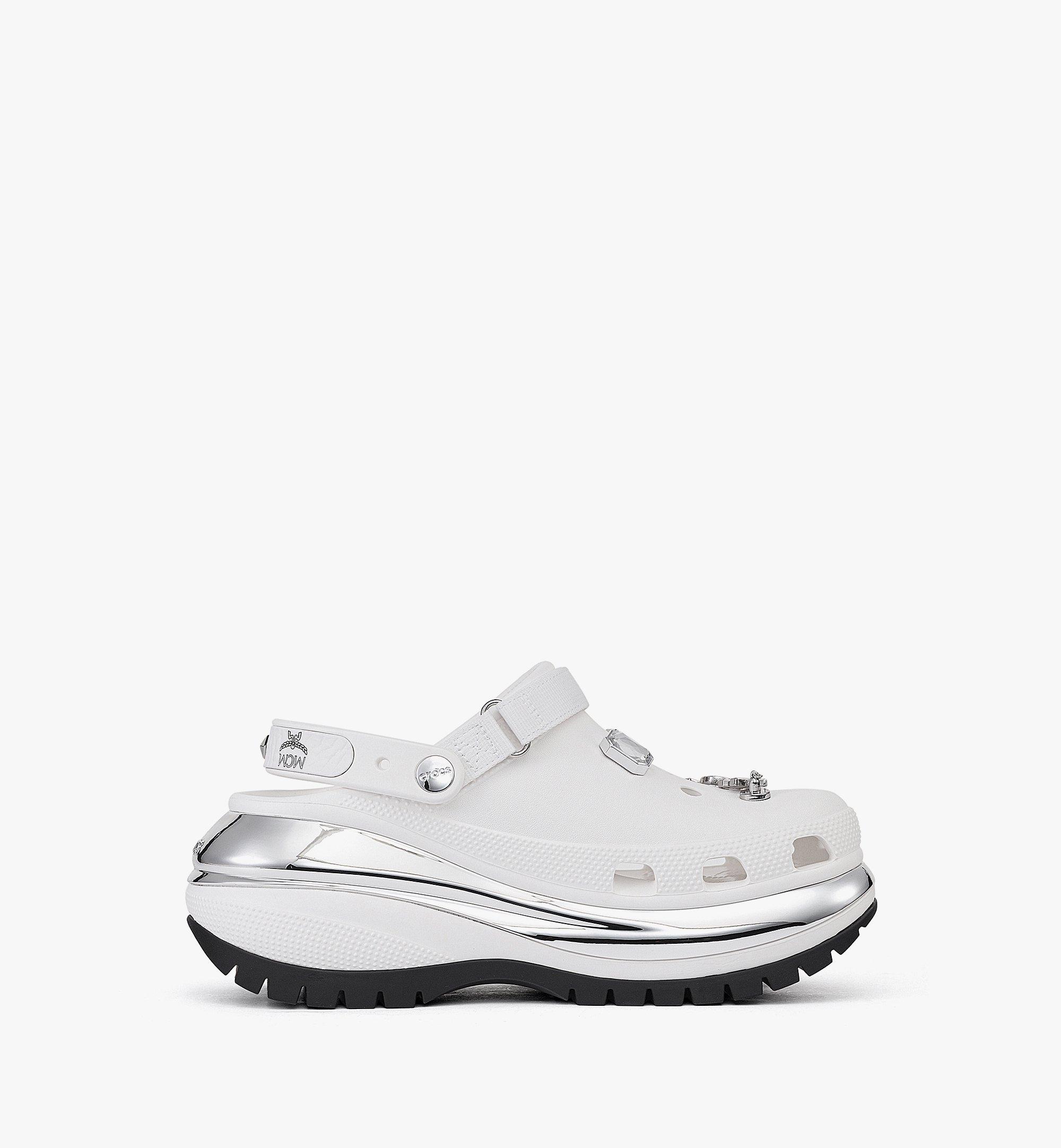 MCM MCM x CROCS メガクラッシュ クロッグ ベルトバッグ ブレスレット付き White MEXDAMM08WT465 ほかの角度から見る 3