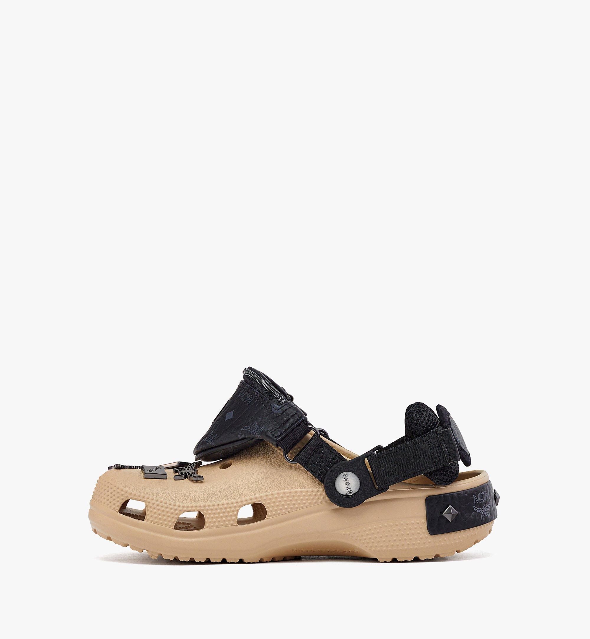 M4 US / W6 US / 36-37 EU MCM x CROCS Classic Clog w/ Belt M4 US / W6 US / 36-37 EU MCM x CROCS Classic Clog w/ Belt