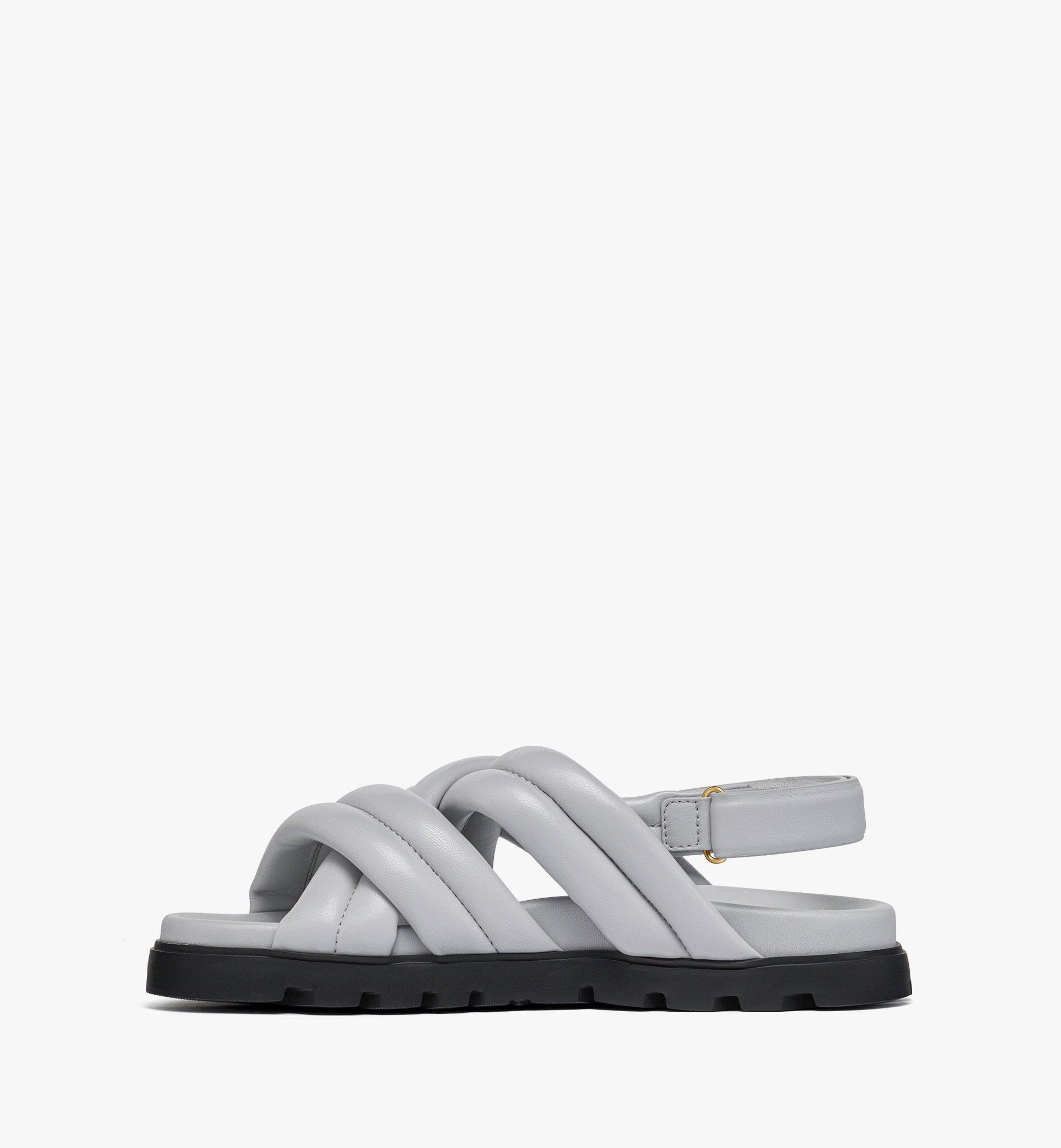 MCM Kreuzsandalen aus Lammleder Grey MEXESMM02FR038 Noch mehr sehen 1