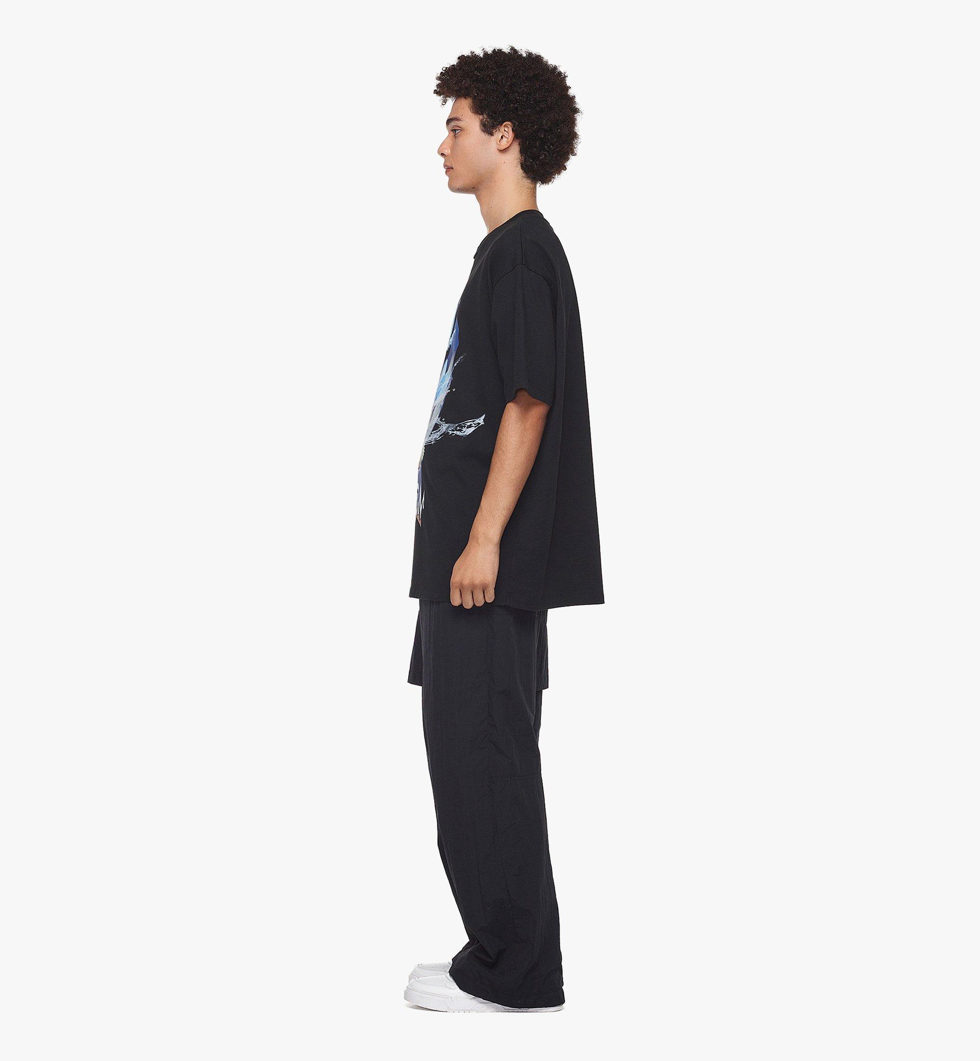 MCM フローラルプリント ロゴ Tシャツ - オーガニックコットン Black MHTDAMM07BK00M ほかの角度から見る 2