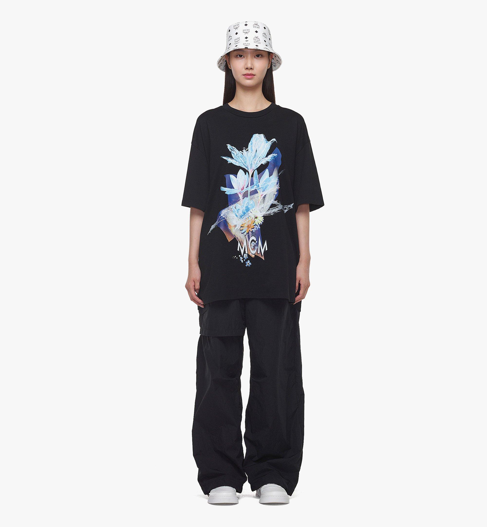 MCM フローラルプリント ロゴ Tシャツ - オーガニックコットン Black MHTDAMM07BK00M ほかの角度から見る 4