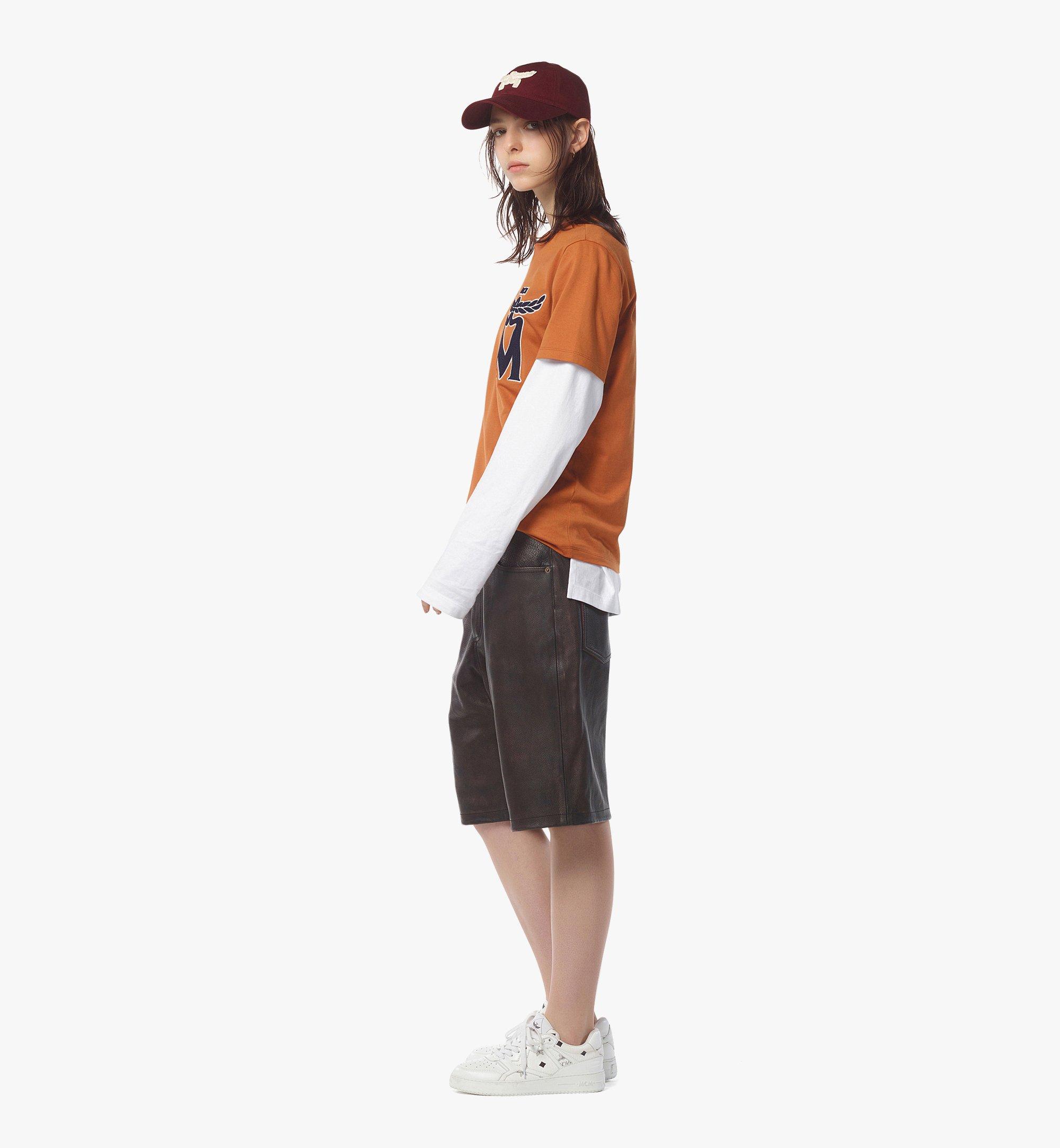 MCM Mロゴ刺繍入りTシャツ - オーガニックコットン Cognac MHTEAMM09CO00M ほかの角度から見る 3