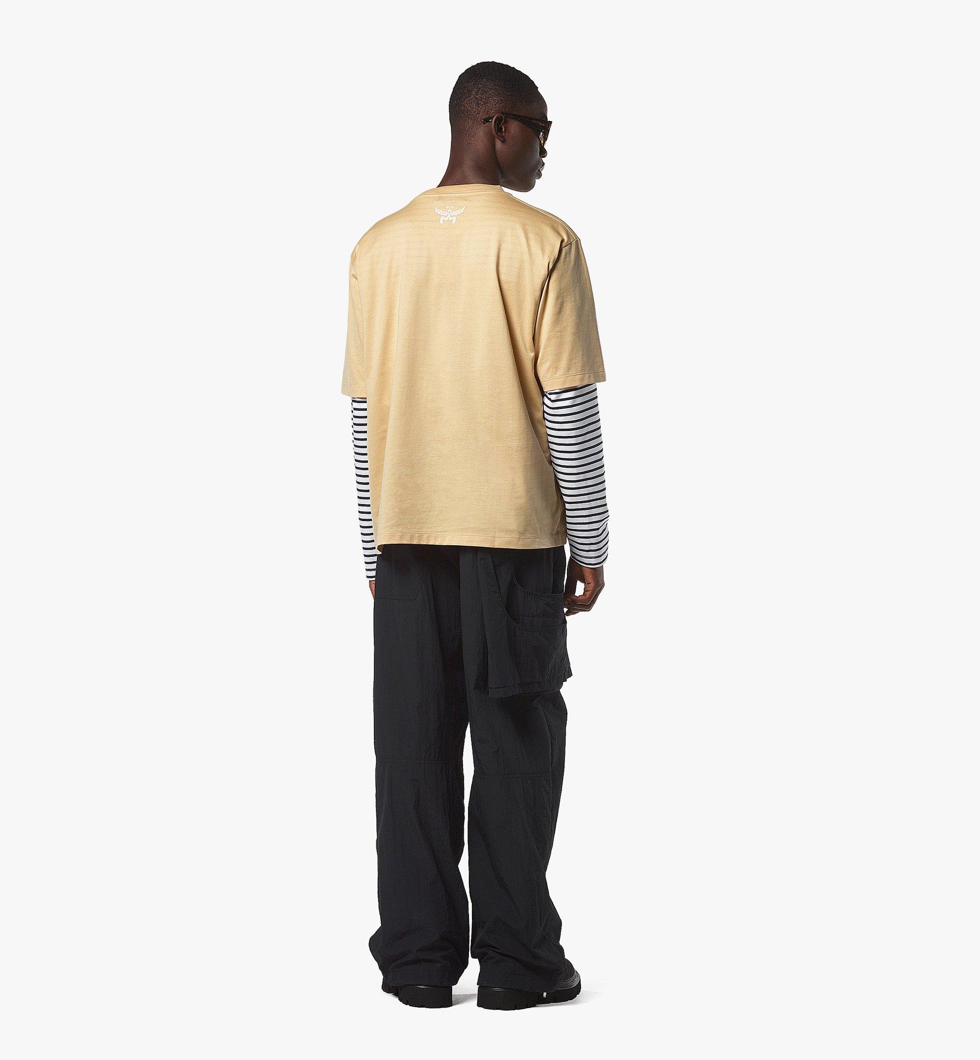 MCM 【MCM×クレヨンしんちゃん】MCM コレクション クレヨンしんちゃん Tシャツ Beige MHTFAMM05IG00M ほかの角度から見る 3