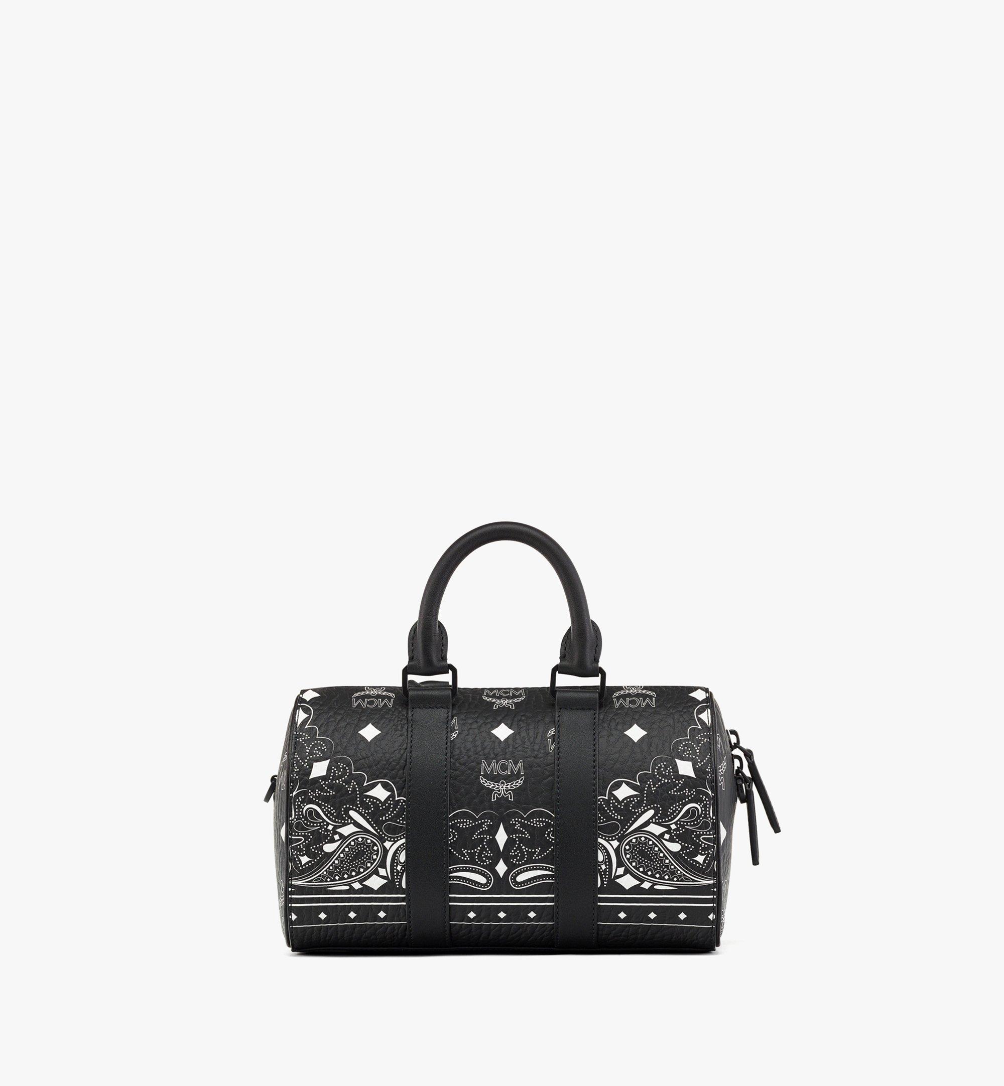 MCM Aren Boston Bag in Bandana Visetos Black MMBDATA02BK001 ほかの角度から見る 3