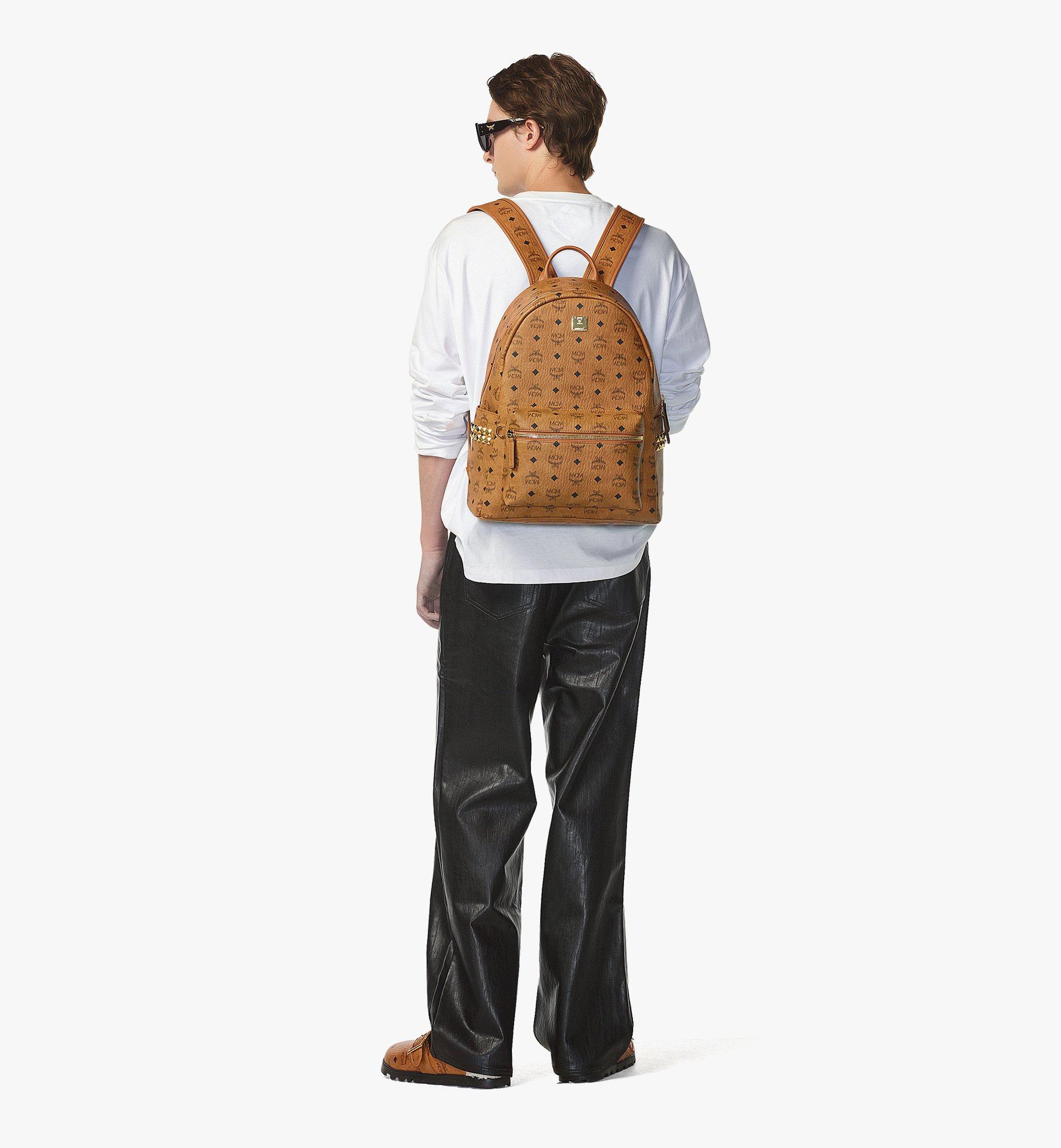 M Stark サイドスタッズ バックパック - ヴィセトス コニャック | MCM ®JP