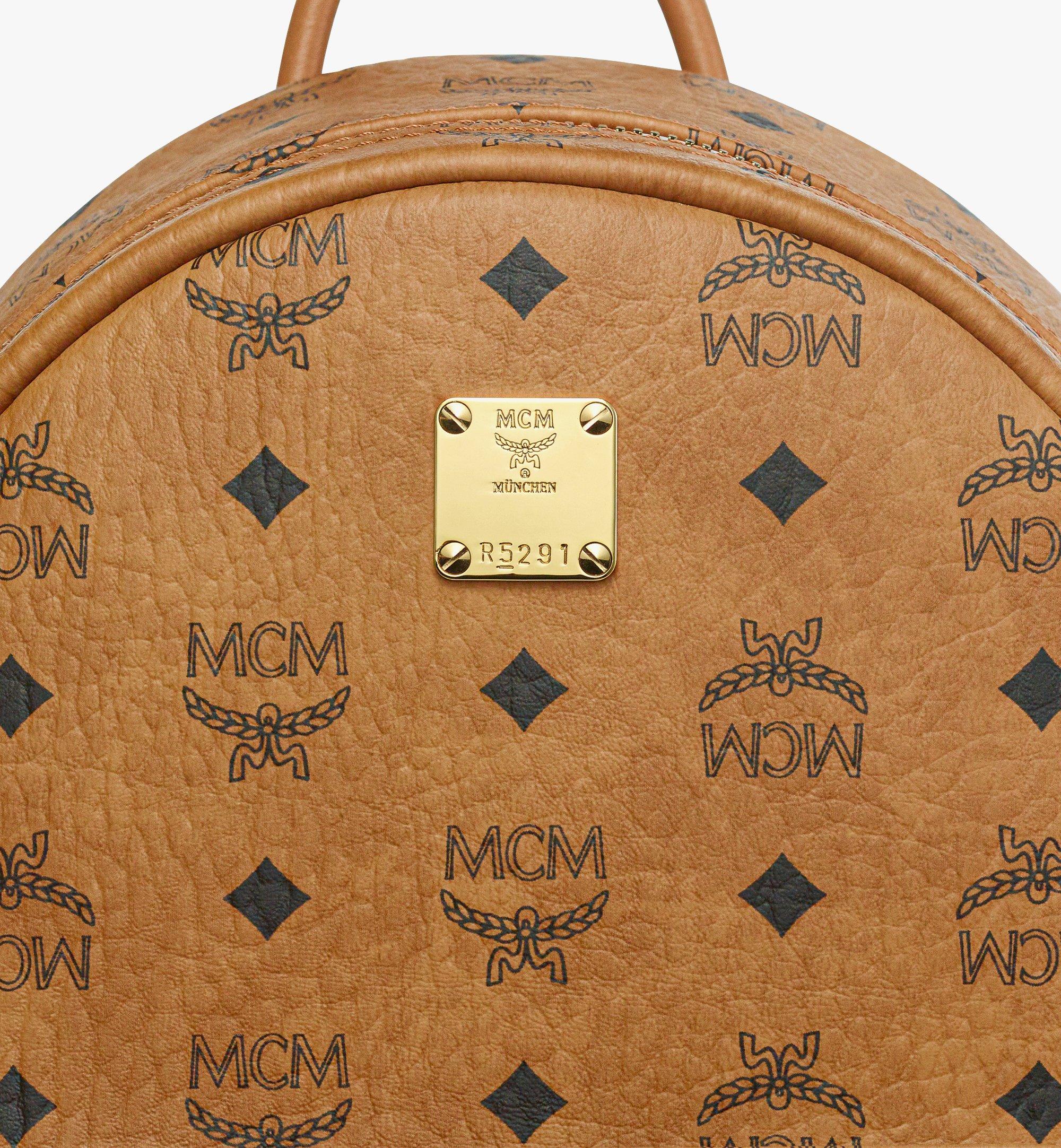S Stark サイドスタッズ バックパック - ヴィセトス コニャック | MCM ®JP