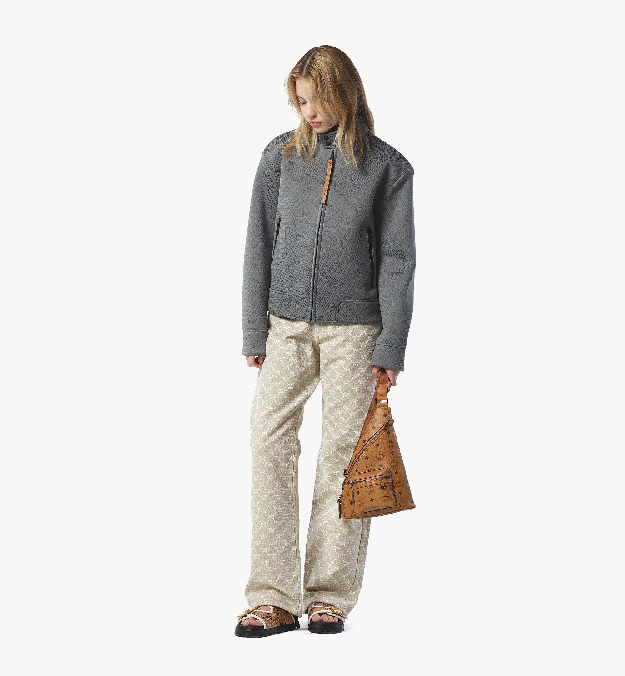 [MCM] Aren't Biscetos sling bag★韓国大人気ブランドー★ Medium Aren Sling in Visetos Cognac | MCM ®CA