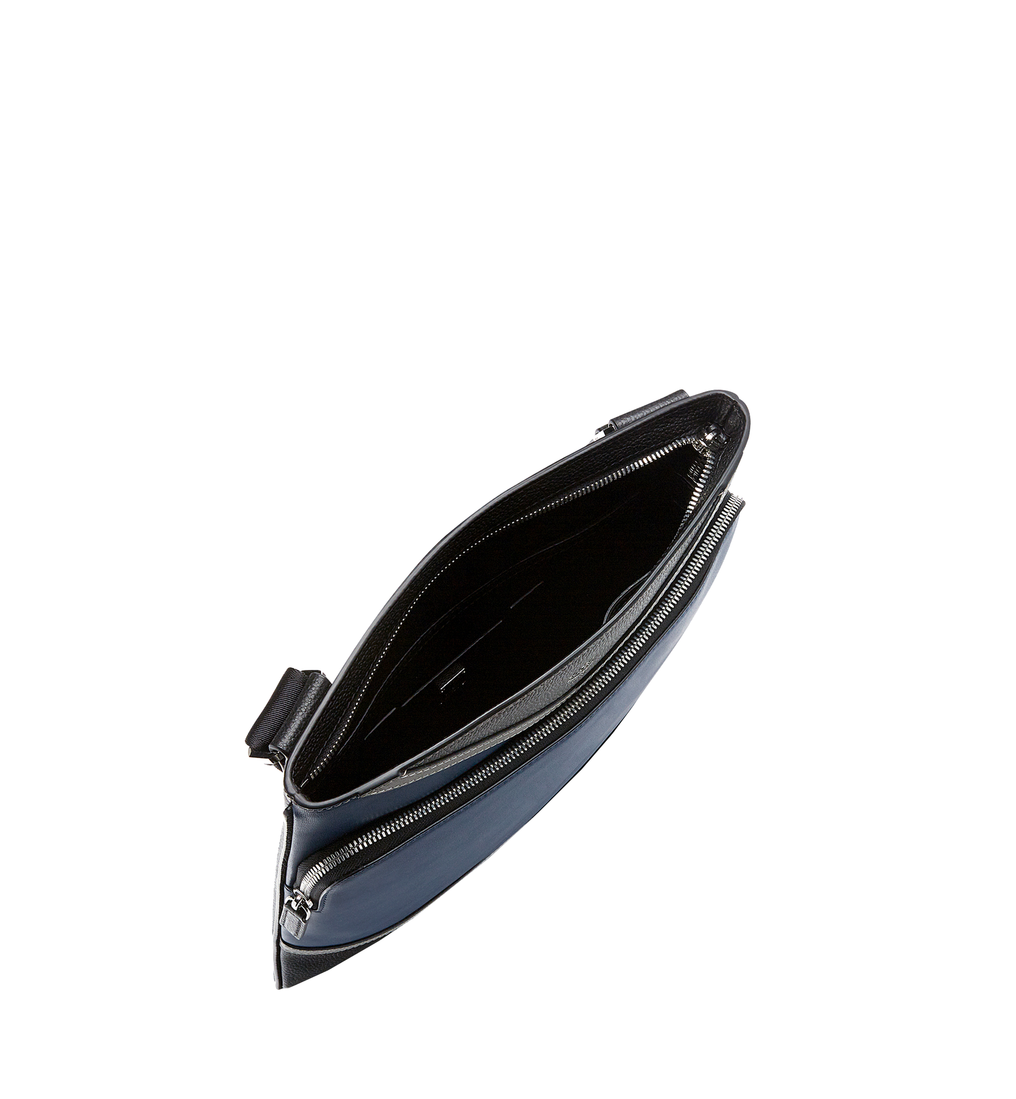 MCM Ottomar Flat Messenger in Chevron Leather Navy MMM8SOT40VA001 Plus de photos 4