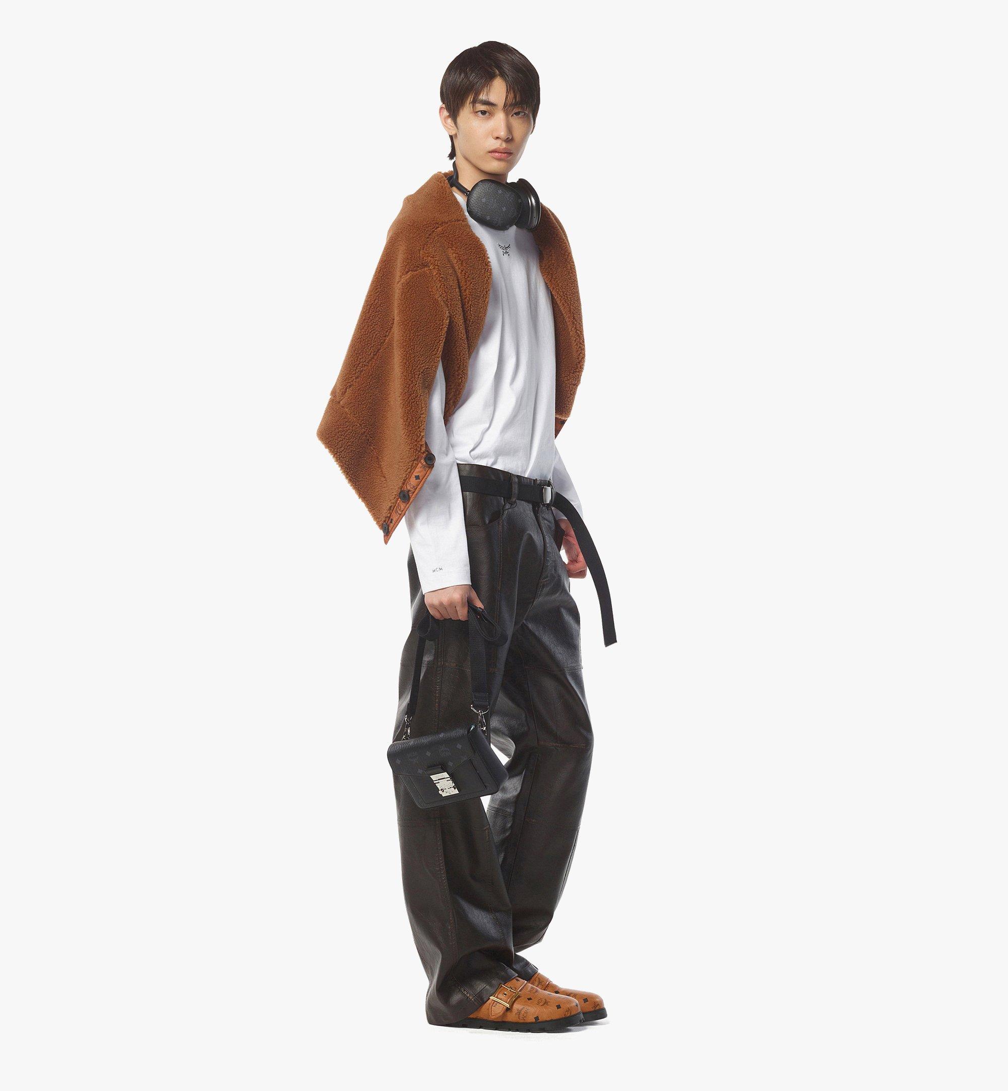 どる✨ MCM ヴィセトス柄 ボディバッグ ウエストバッグ 黒系 総柄 MCM（エムシーエム）の「〈クラシック〉クロスボディ - ヴィセトス