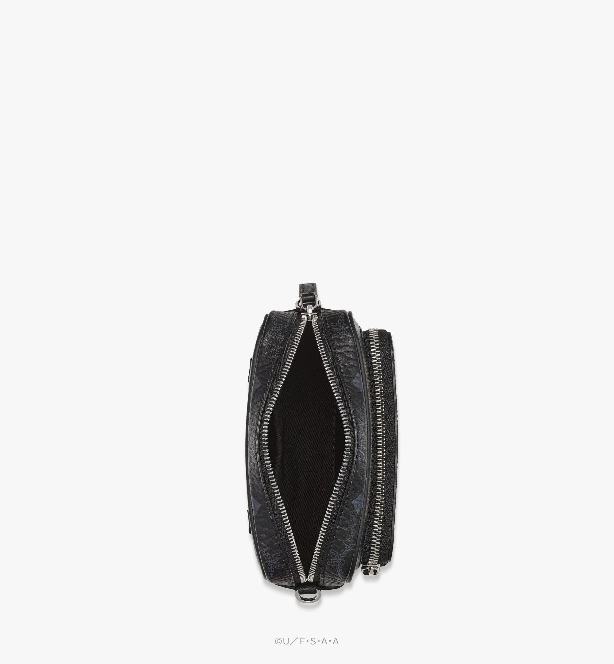MCM 【MCM × クレヨンしんちゃん】Aren クロスボディバッグ Black MMRFATA05BK001 ほかの角度から見る 2