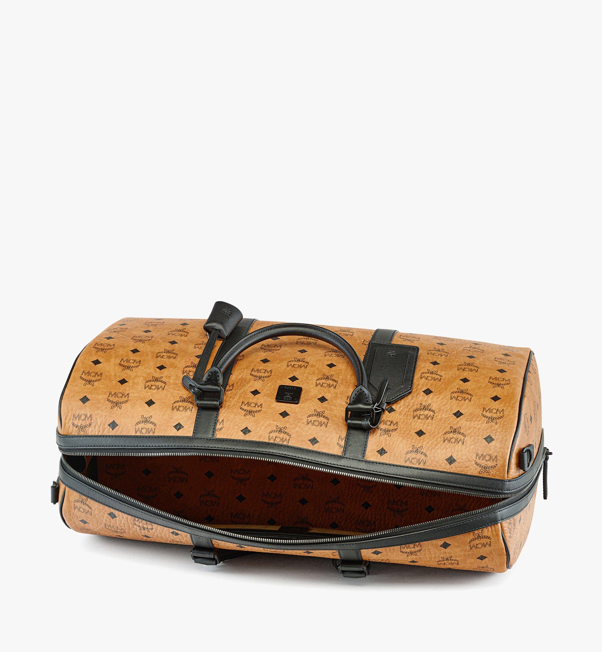 Mcm Traveler Weekender Bag in Visetos - LRG / Sea Turtle