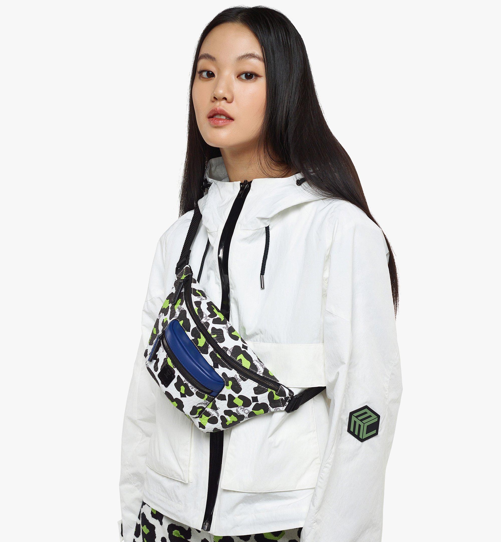MCM Fursten ベルトバッグ - レオパード ヴィセトス White MMZDSFI04WT001 ほかの角度から見る 2