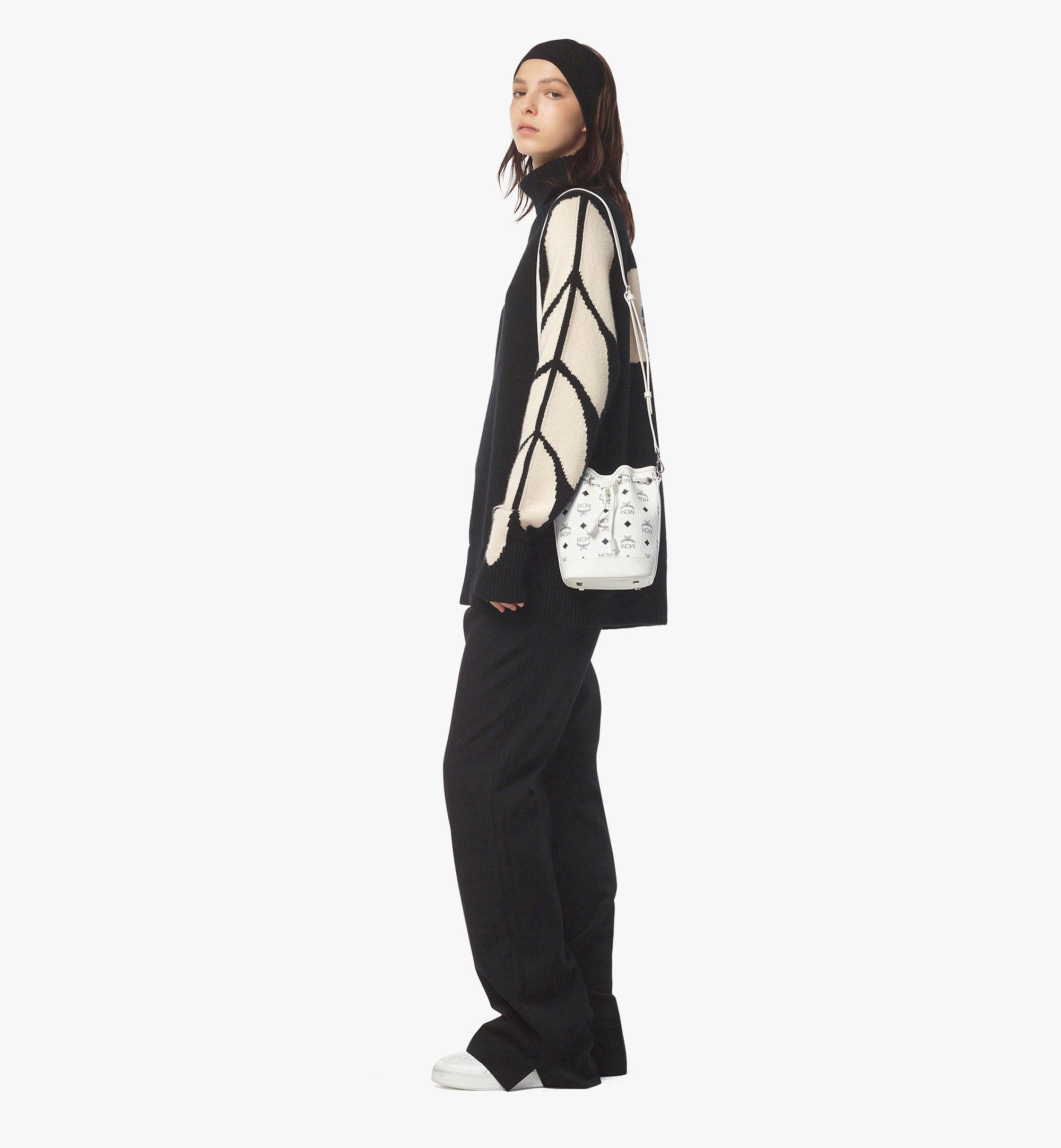 MCM Sac à cordon Dessau en Visetos White MWDCSDU03WT001 Plus de photos 4