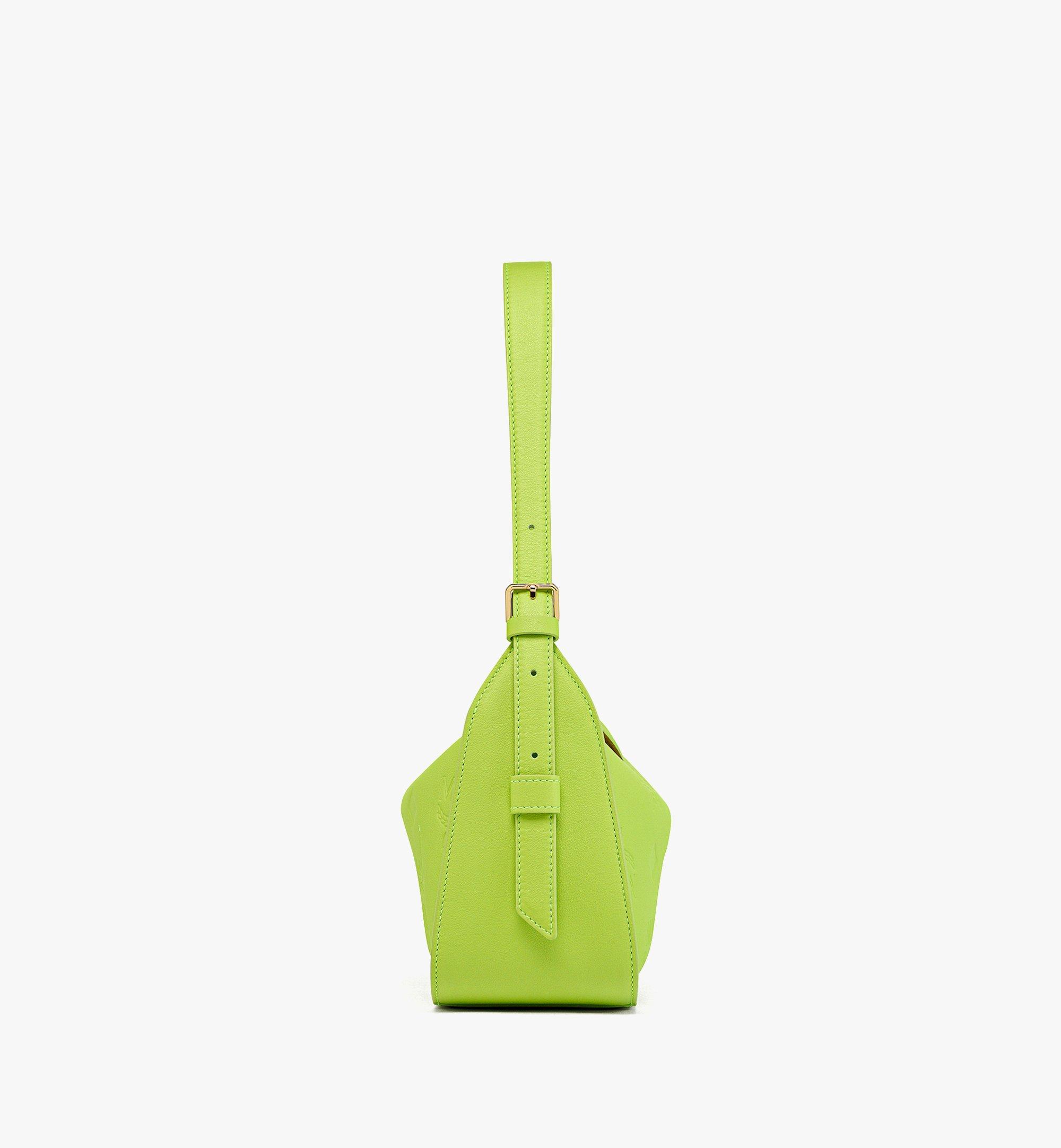 MCM Aren フラップ ホーボーバッグ - モノグラムエンボスレザー Green MWHDSTA03J7001 ほかの角度から見る 2