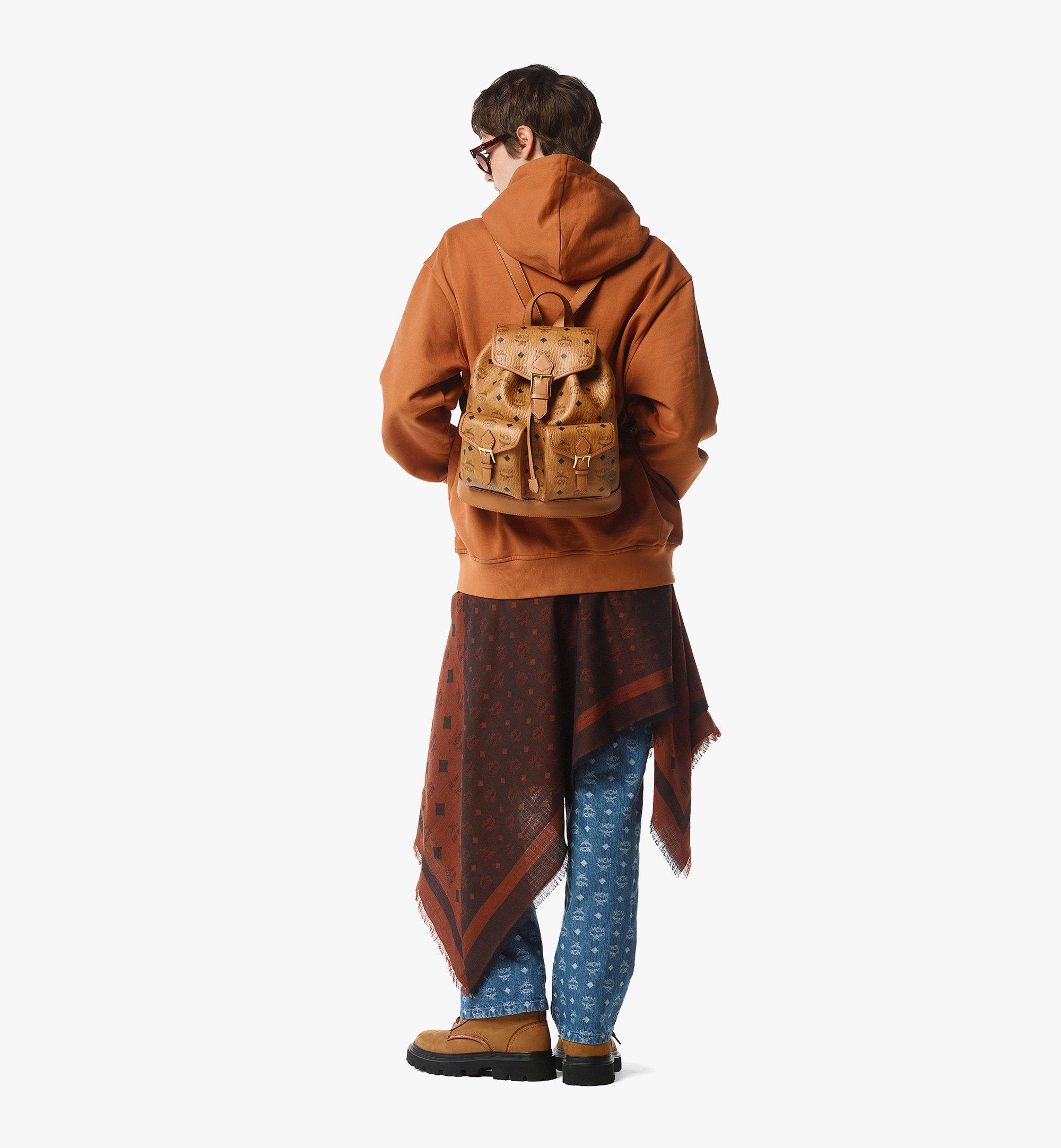 MCM Aren Rucksack mit Kordelzug in Visetos Cognac MWKFATA01CO001 Noch mehr sehen 4