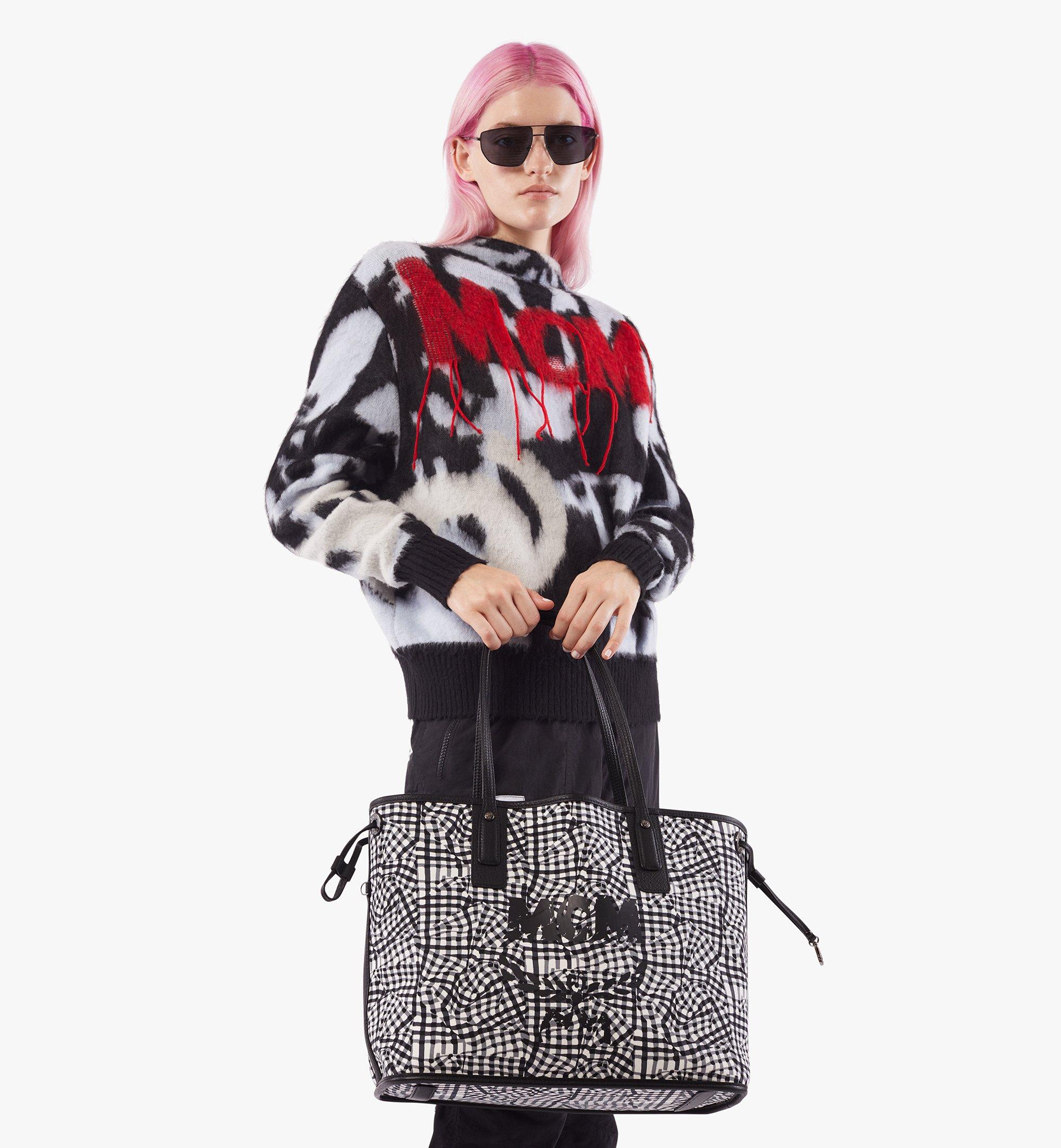 MCM Visetos Liz 双面购物袋 Black MWP7AVI22BK001 更多视角 6