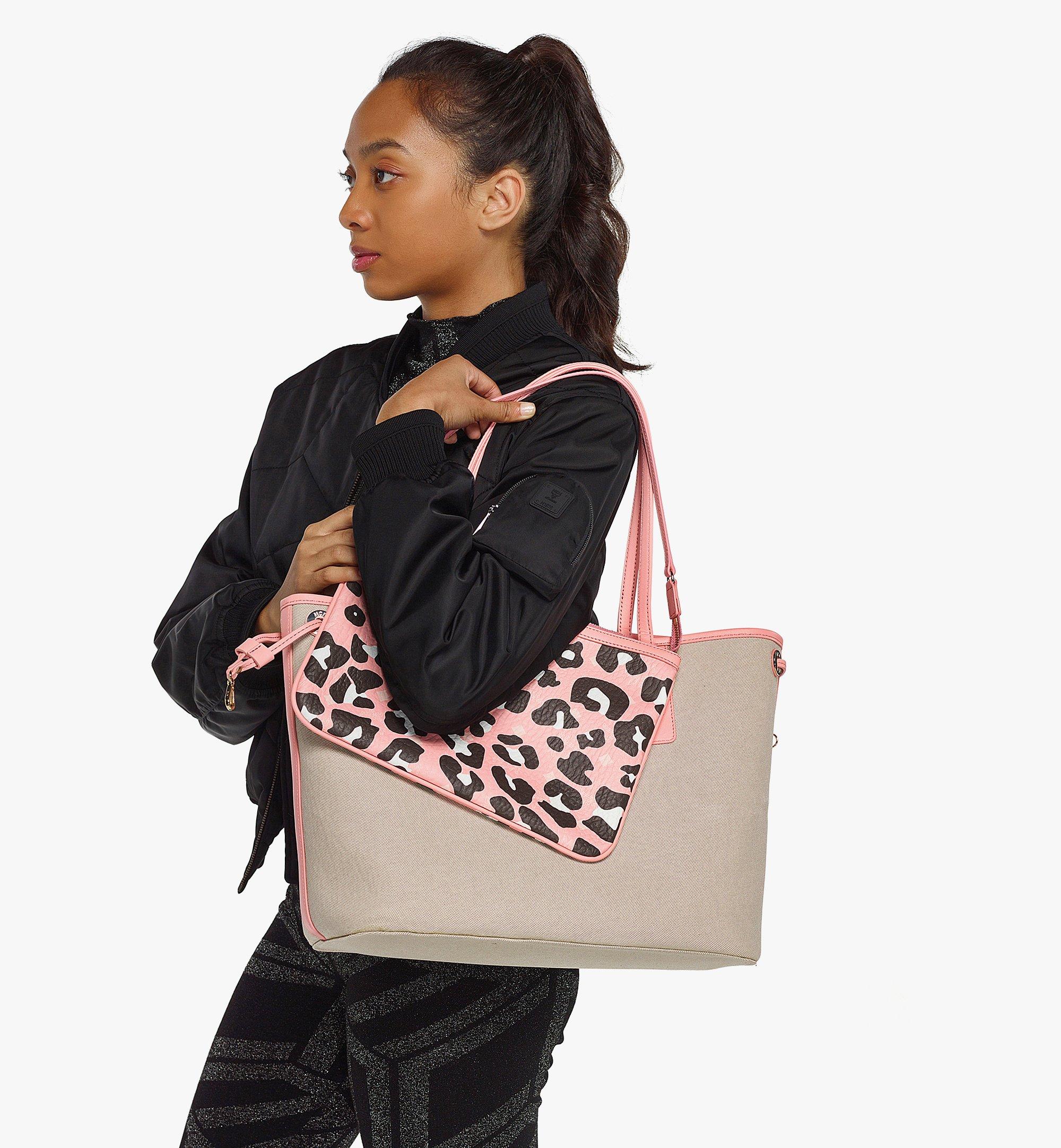 MCM Aren ショッパー - レオパードプリント Pink MWPDSTA05QZ001 ほかの角度から見る 4