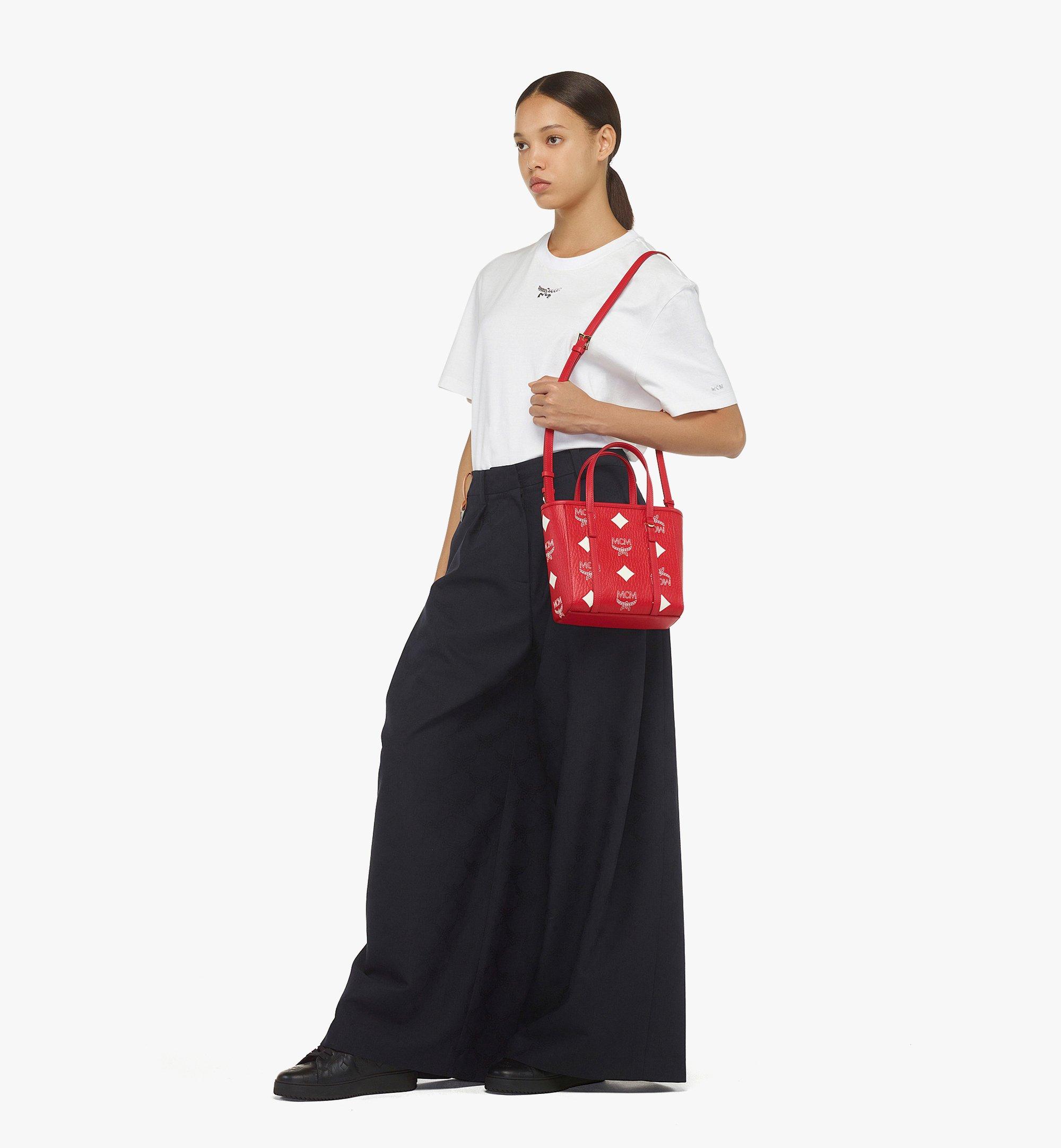MCM Aren トップジップ ショッパーバッグ - マキシ ヴィセトス Red MWPEATA03XF001 ほかの角度から見る 2
