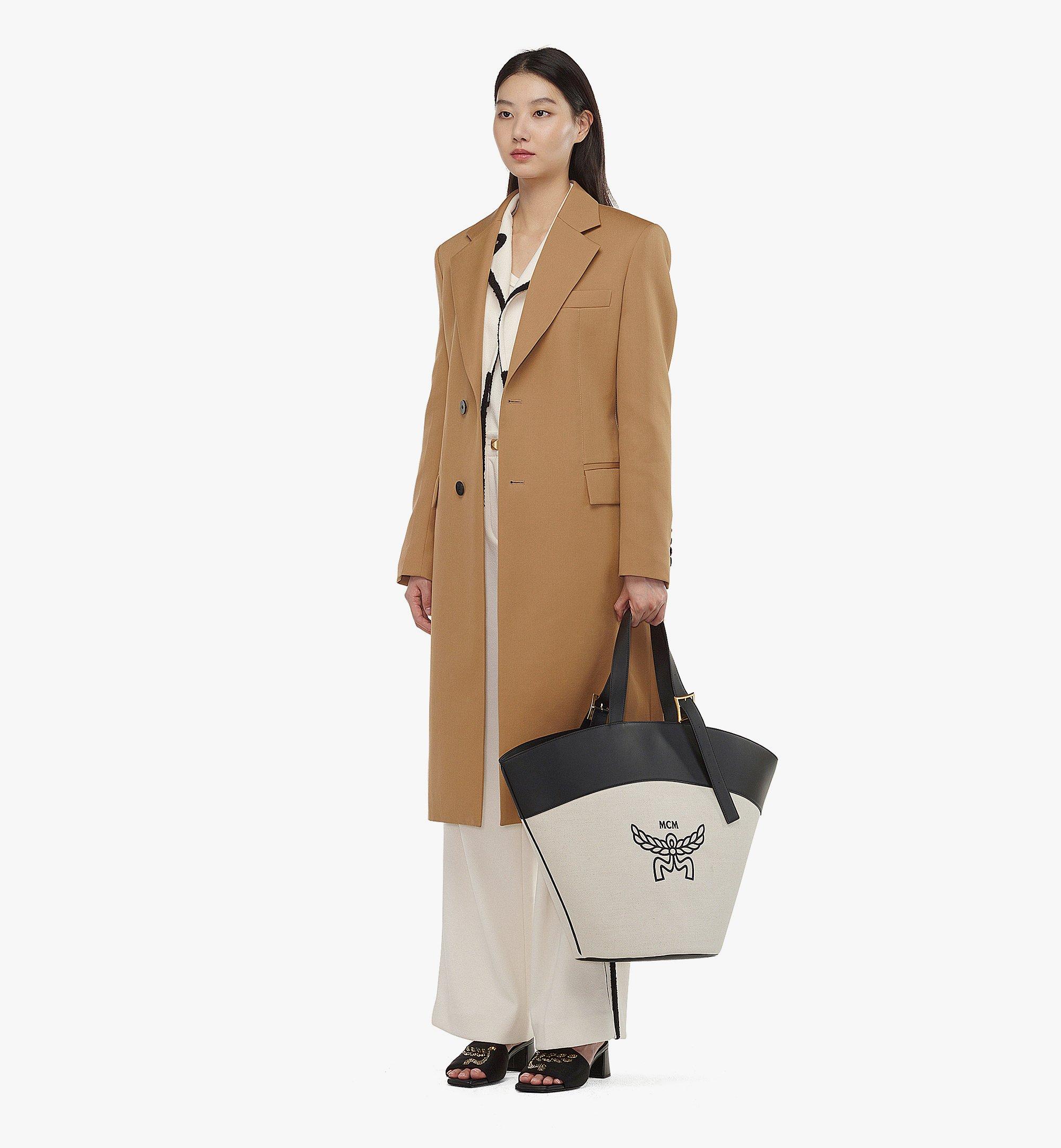 https://images.mcmworldwide.com/i/mcmworldwide/MWPESAC01BK001_10