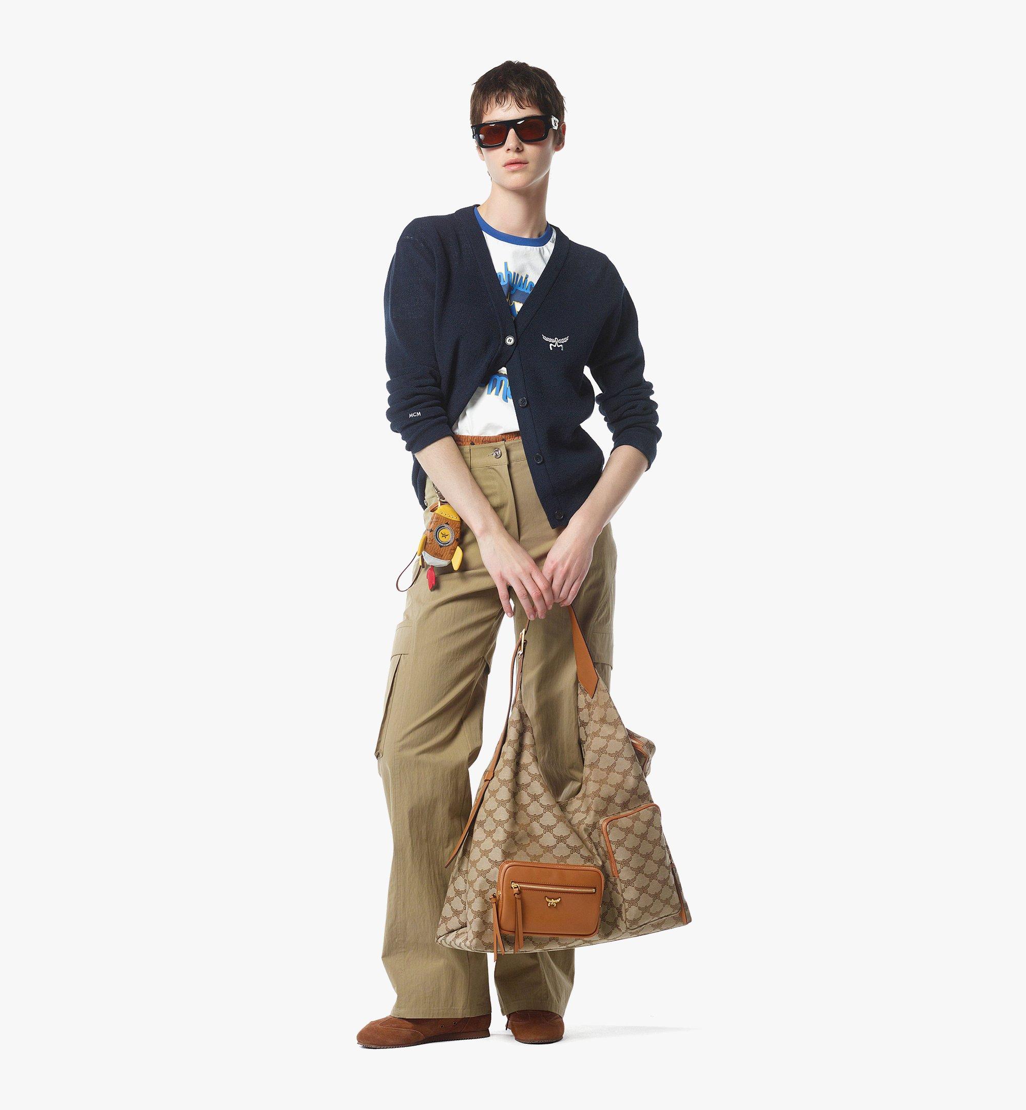 MCM Himmel Multi-Shopper aus Lauretos-Monogramm-Jacquard Beige MWPFAAC01IG001 Noch mehr sehen 2