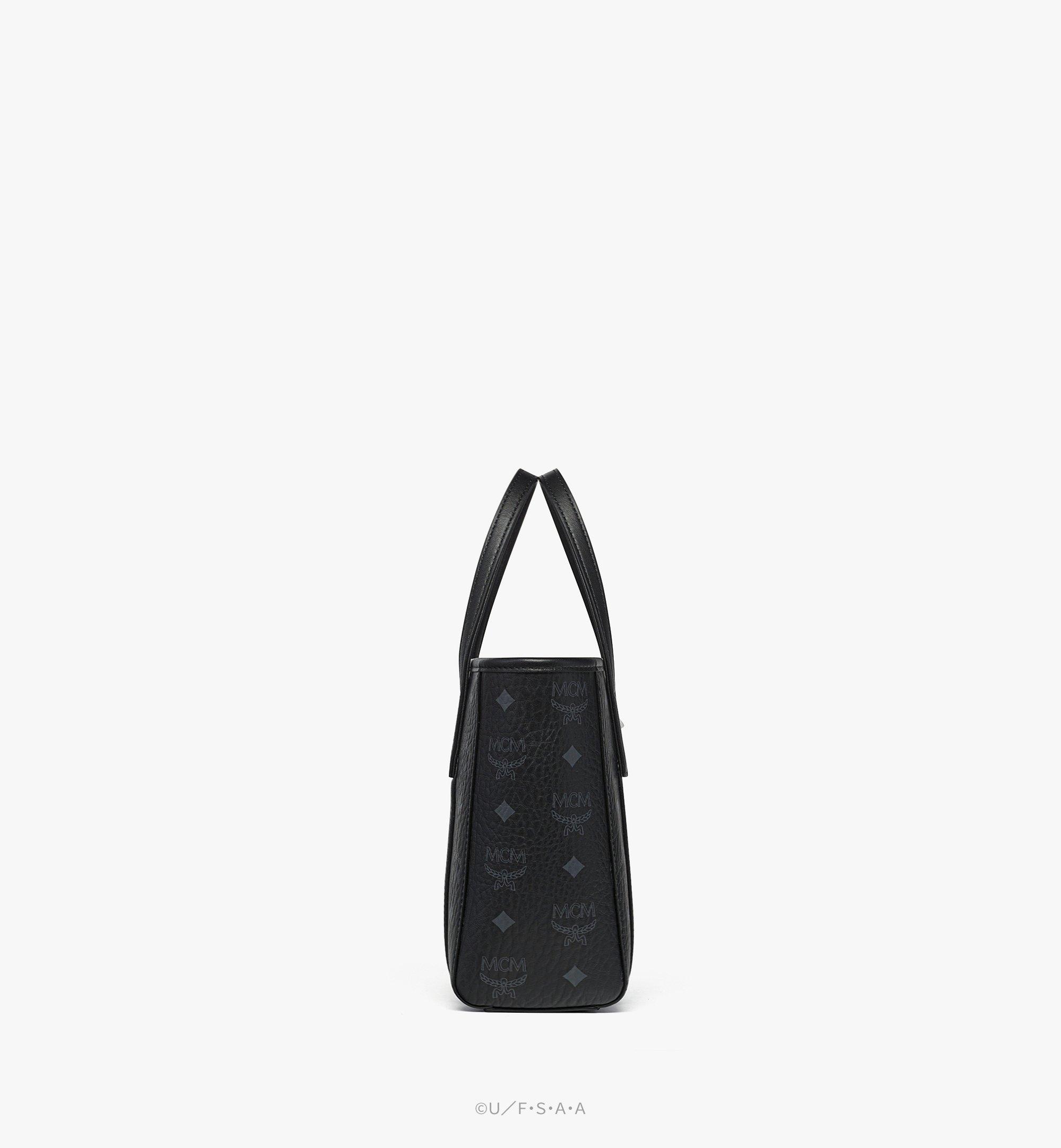 MCM 【MCM×クレヨンしんちゃん】Toni トップジップ ショッパーバッグ Black MWPFAMT14BK001 ほかの角度から見る 1