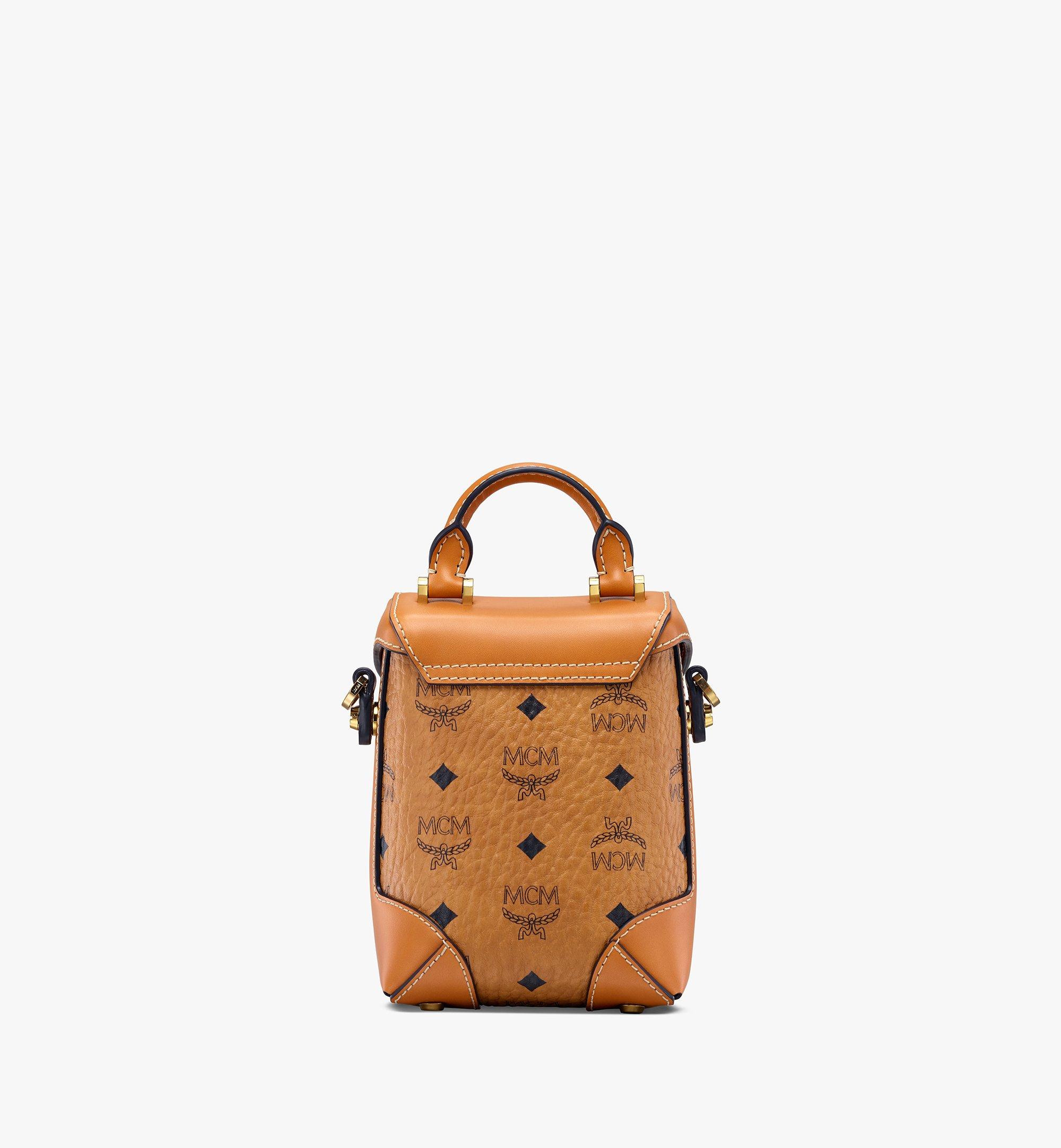 MCM N/S Klassik Crossbody in Visetos Cognac MWRAABF05CO001 ほかの角度から見る 2