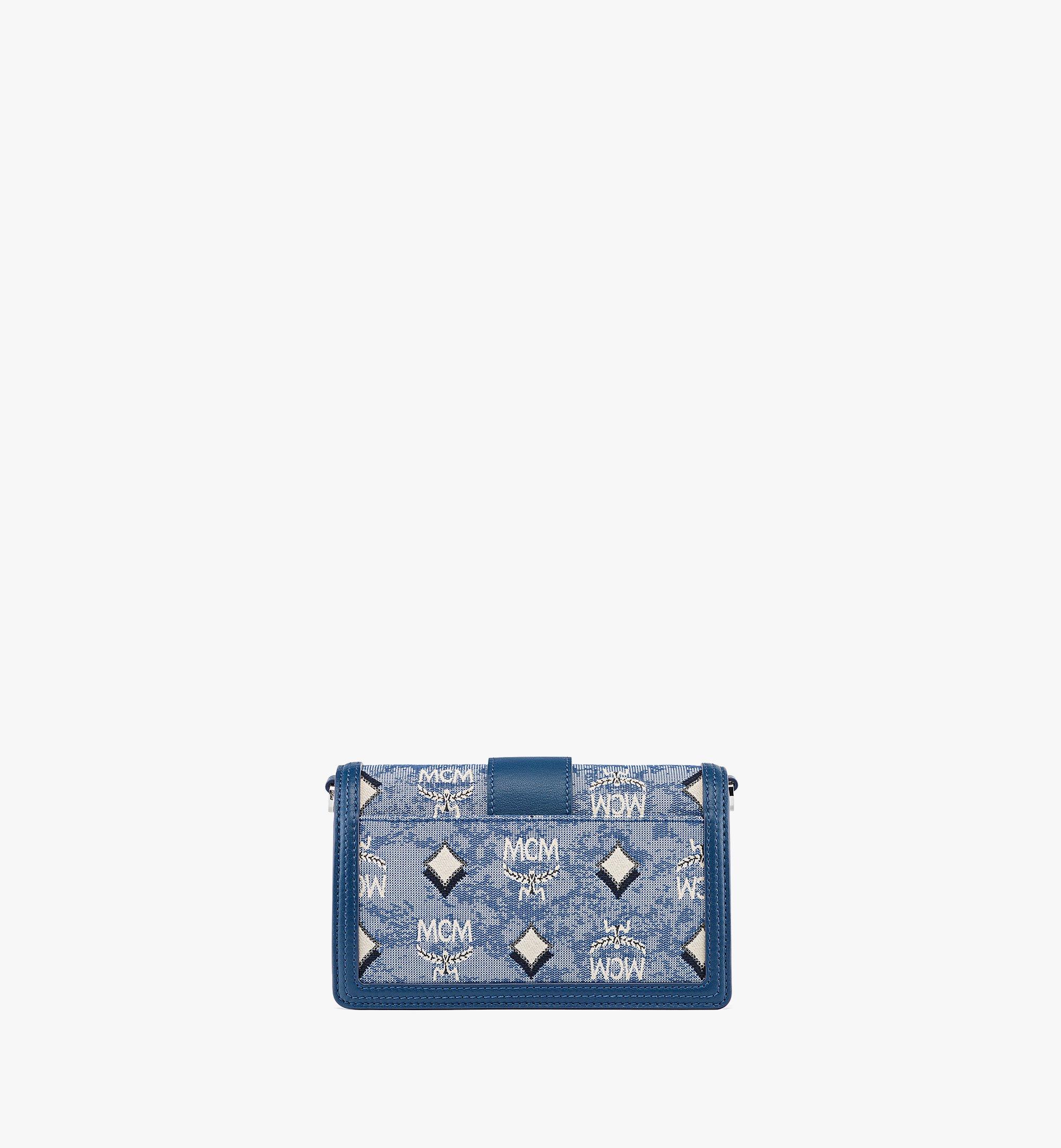 MCM 〈グレトル〉クロスボディ - ヴィンテージ モノグラム ジャカード Blue MWRCSWO01LU001 ほかの角度から見る 3