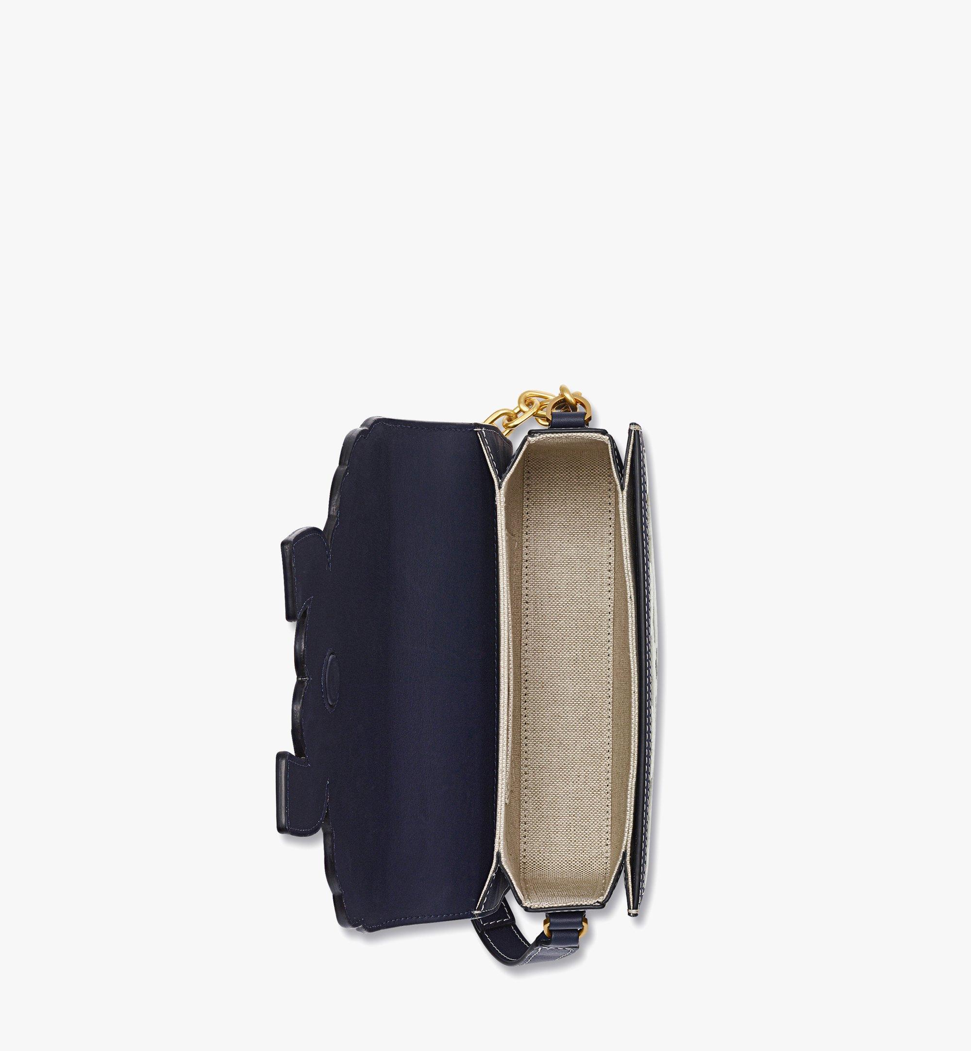 MCM Sac à bandoulière Himmel en cuir et à flocage lauriers Blue MWREAAC01VC001 Plus de photos 2