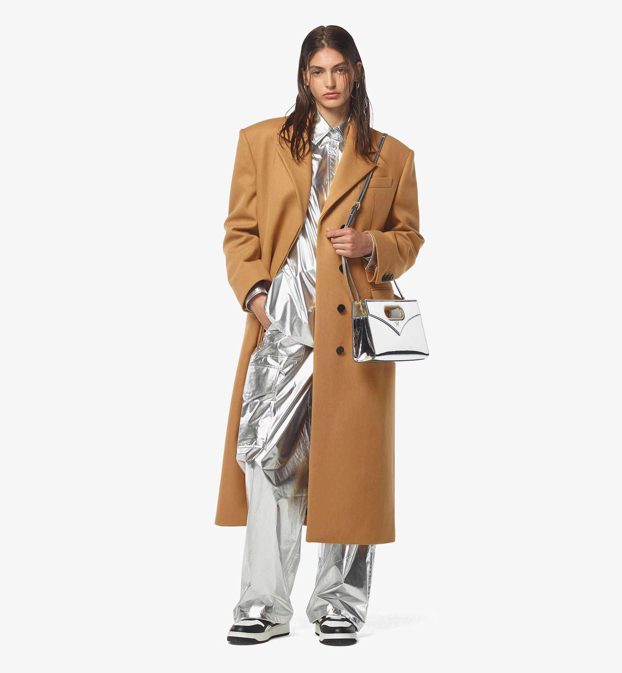MCM Diamond Tragetasche aus Leder mit Metallic- und Glanzeffekt Silver MWREAAK05SV001 Noch mehr sehen 2