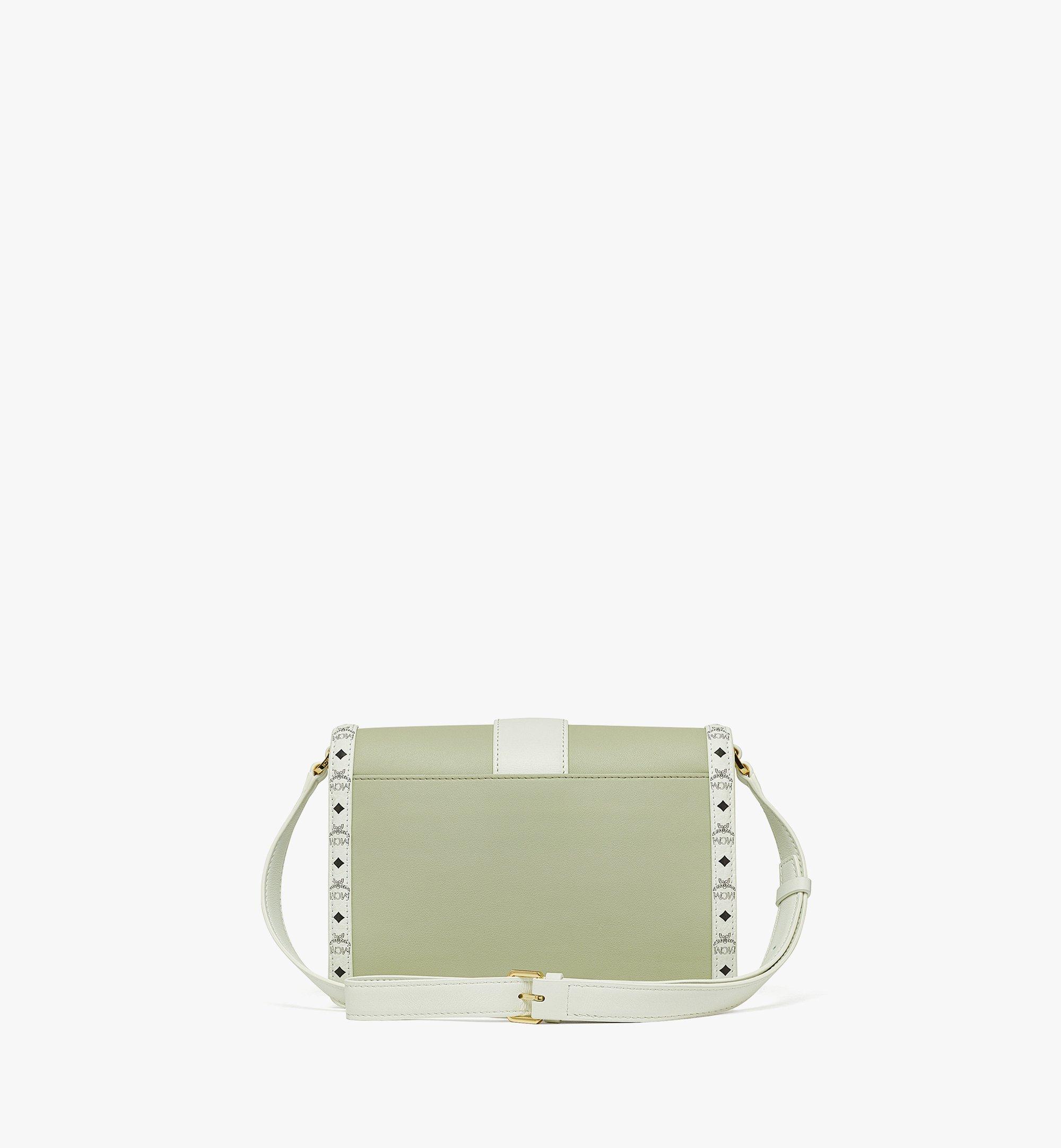 MCM 〈トレイシー〉ショルダーバッグ - レザー ヴィセトス ミックス Green MWSDSXT02J3001 ほかの角度から見る 3