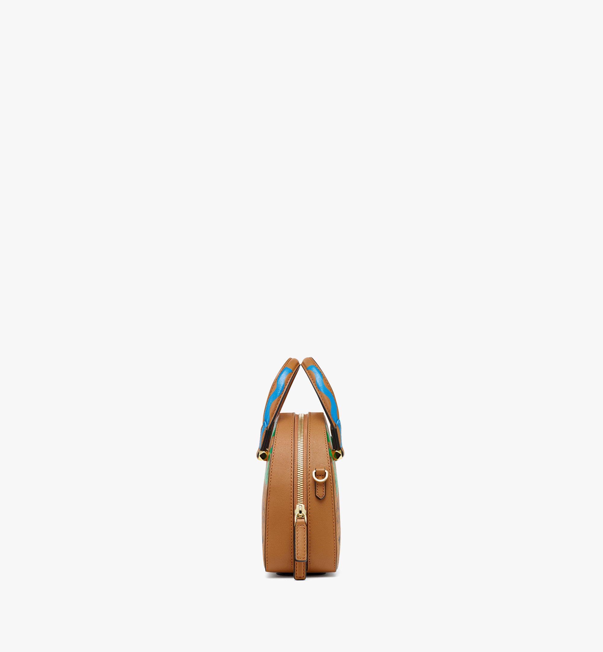 MCM Fun & Joy Visetos半月形手提包 Cognac MWTCAUP19CO001 更多视角 1