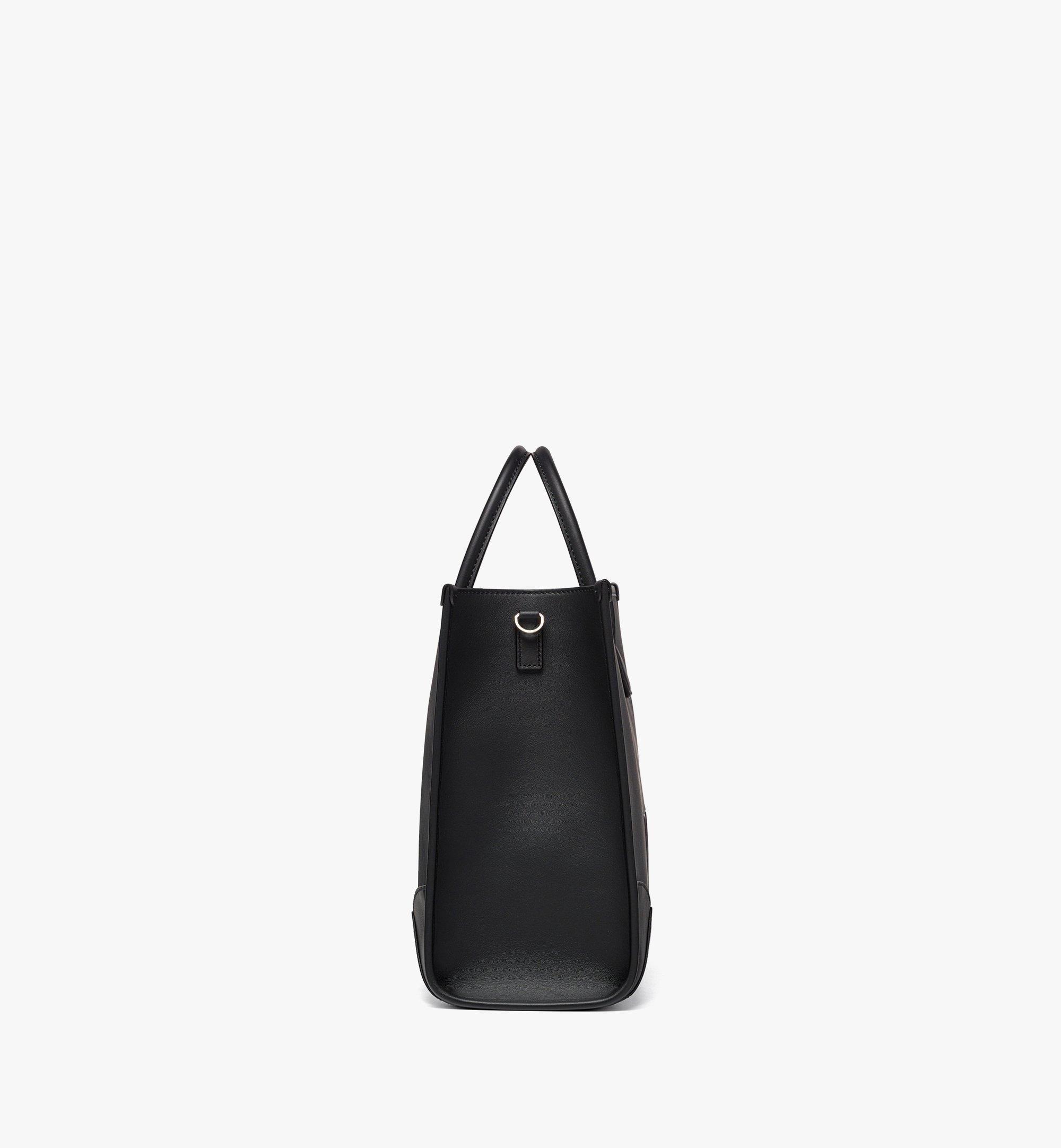 MCM München トート - スペイン製カーフレザー Black MWTCSSX01BK001 ほかの角度から見る 1
