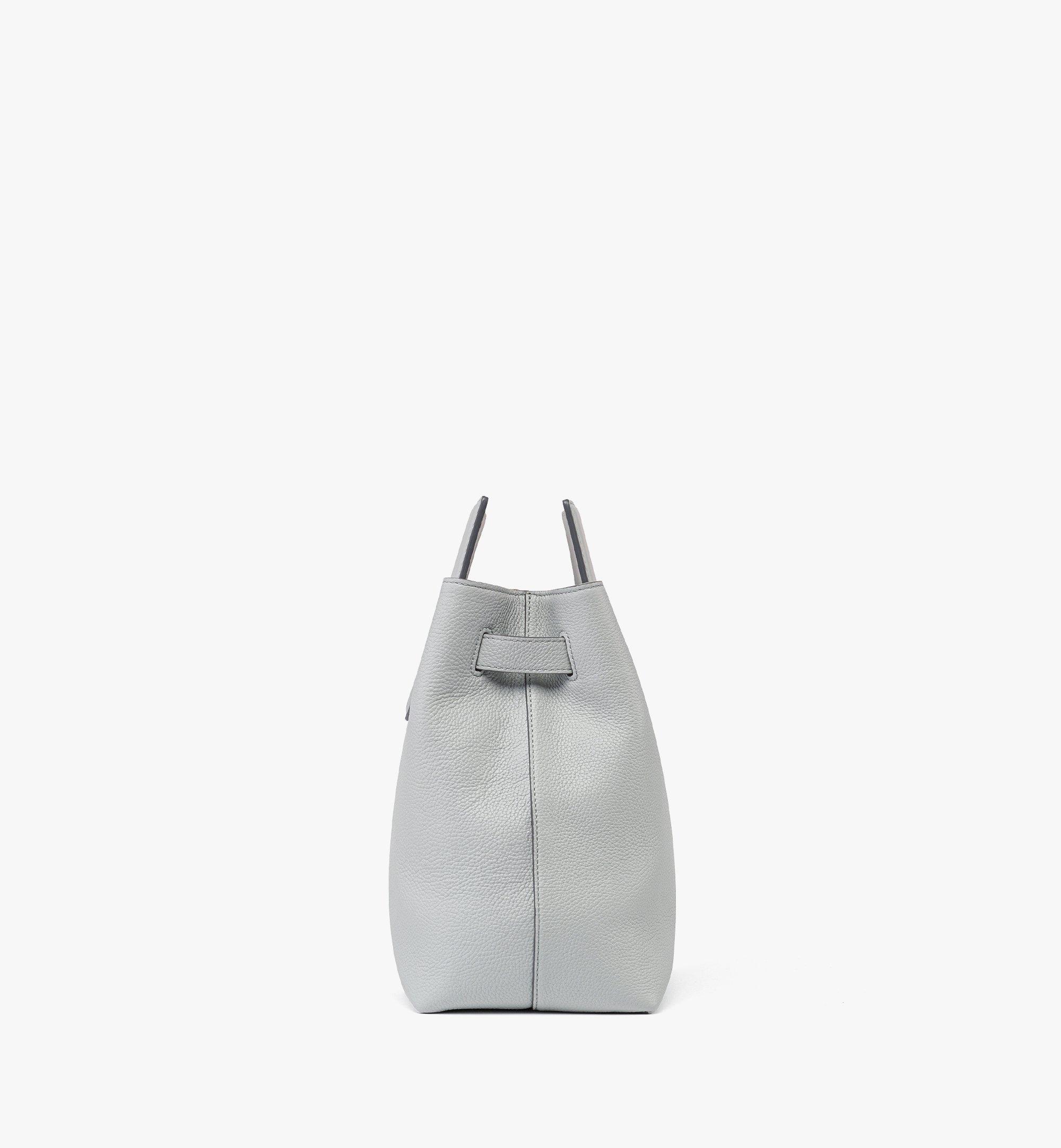 MCM Sac fourre-tout Soft Diamond en cuir grainé Grey MWTEAAK01FR001 Plus de photos 1