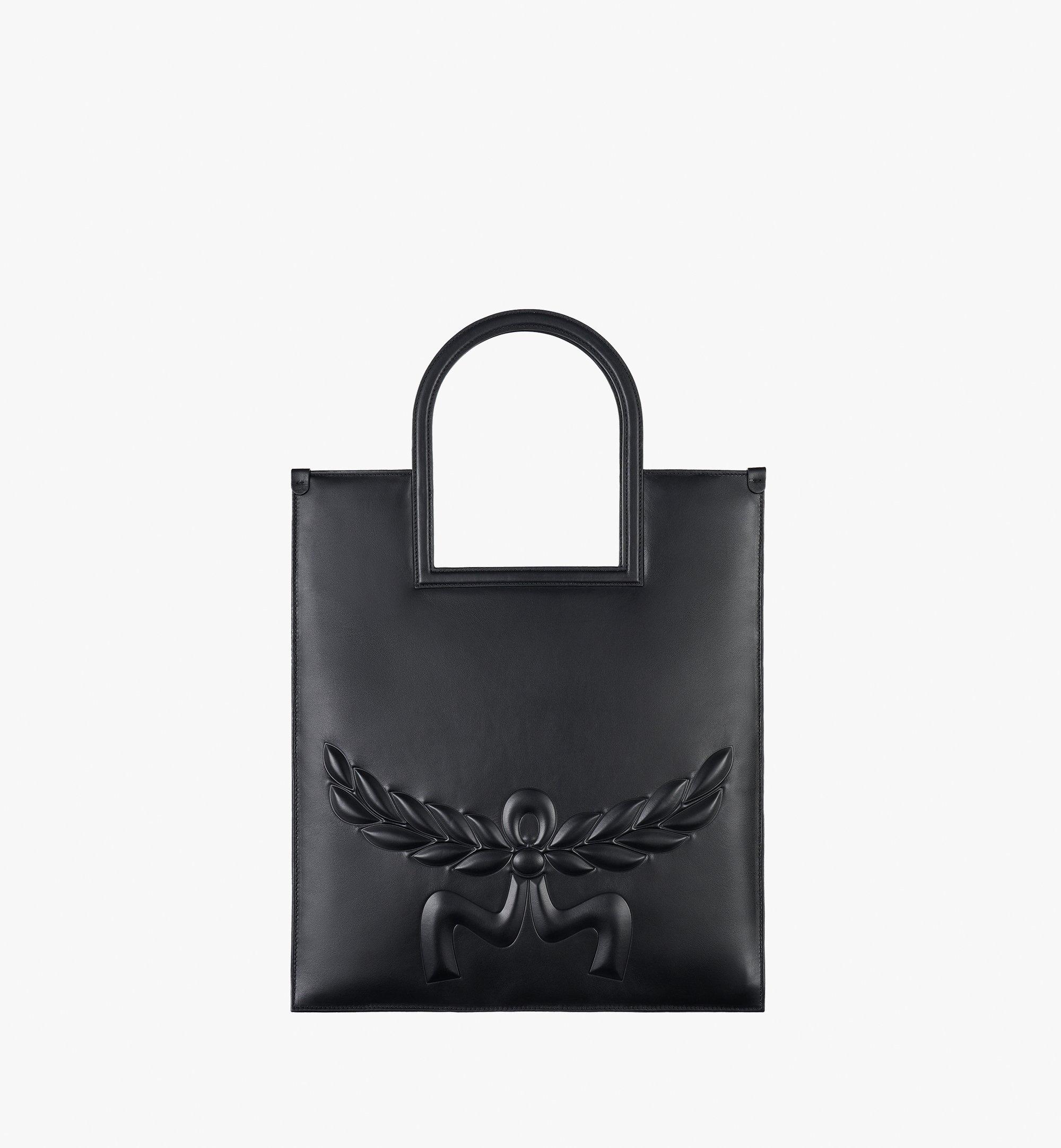 Medium Aren Fold Tote in Mega Laurel Leather Black | MCM ®CA