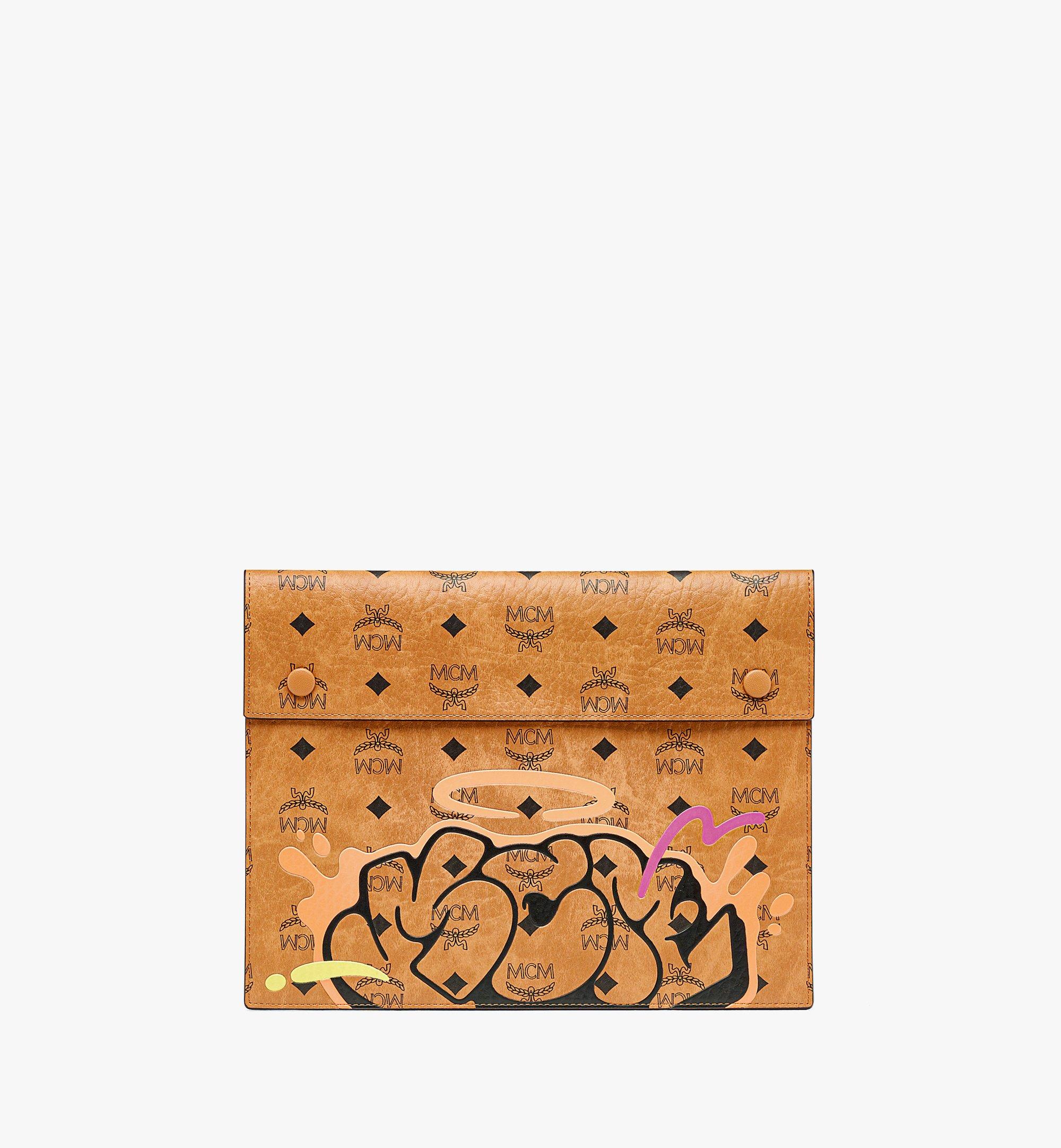 MCM MCM x SAMBYPEN iPad スリーブ - ヴィセトス Cognac MXEBASP02CO001 ほかの角度から見る 1