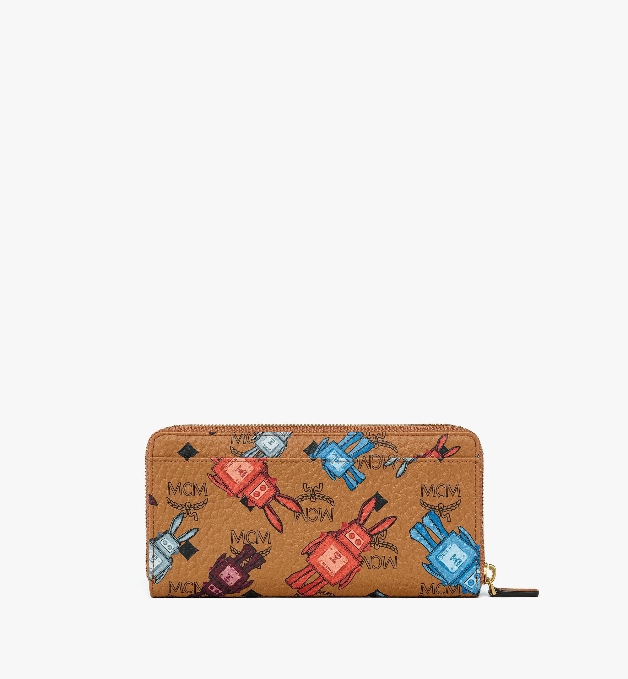 MCM กระเป๋าสตางค์แบบติดซิปรอบ Aren ลาย Rabot Visetos Cognac MXLGSTA01CO001 มุมมองอื่น 2
