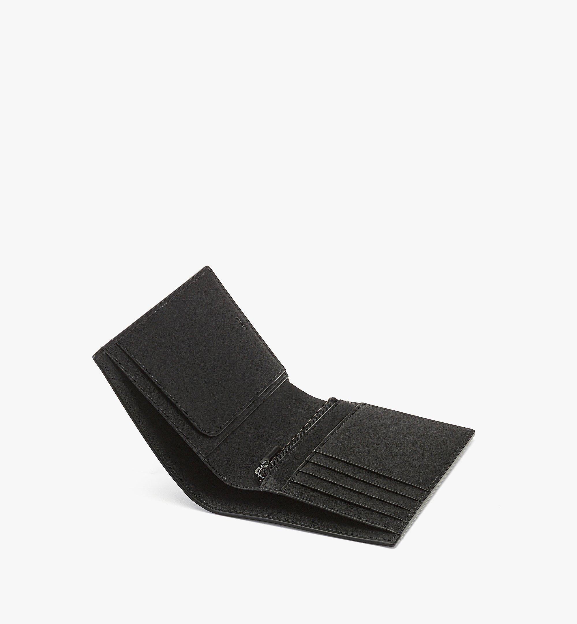 MCM Étui pour passeport Ottomar en cuir monogrammé Maxi Black MXVFATT02BK001 Plus de photos 1