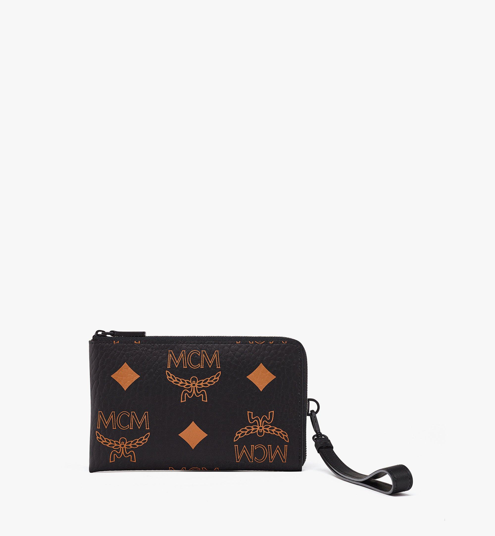 MCM Ottomar パスポートホルダー - マキシ ヴィセトス Black MXZEATT01BK001 ほかの角度から見る 1