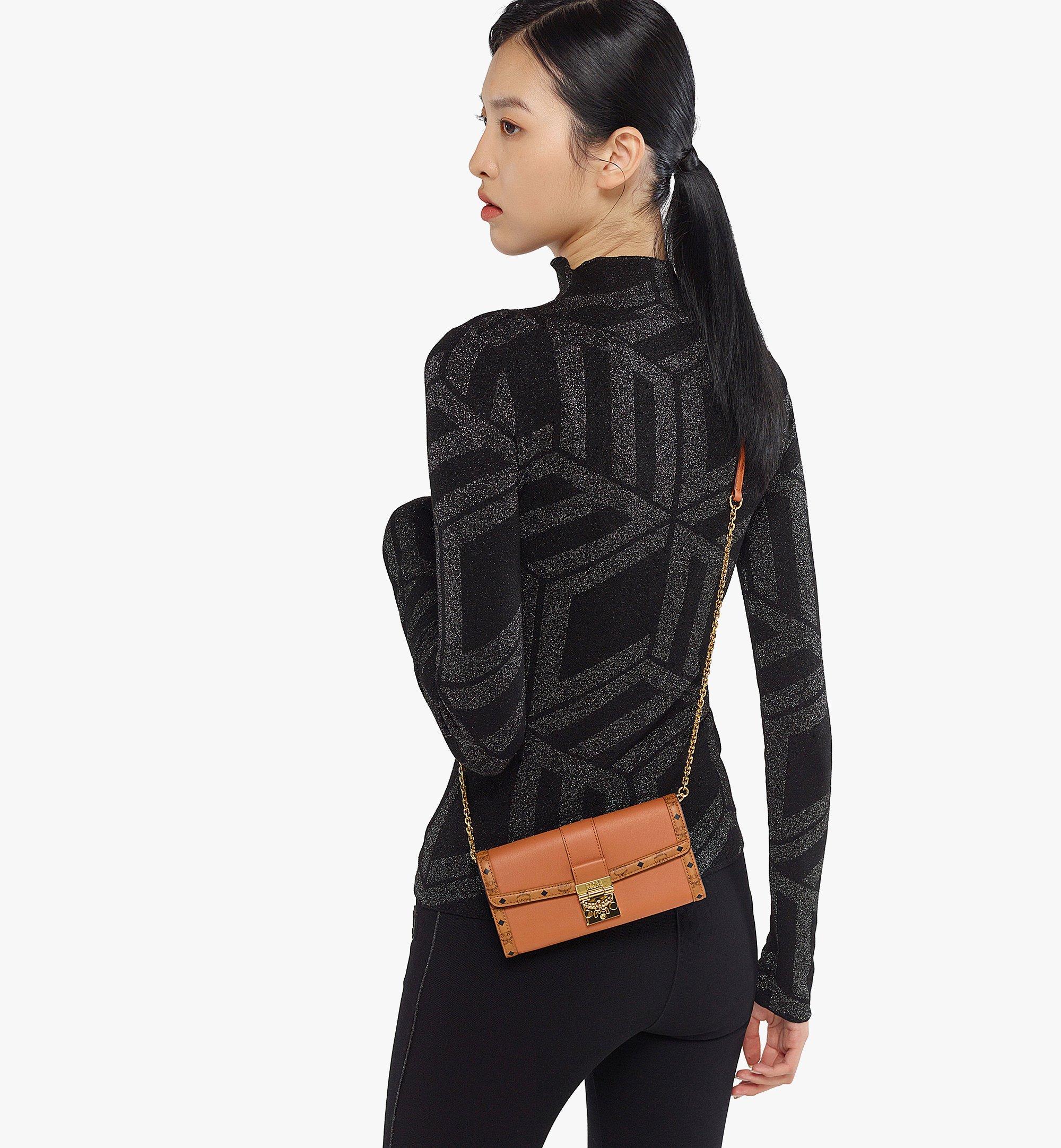 MCM Tracy チェーン ウォレット - レザー ヴィセトス ミックス Cognac MYLDSXT02CO001 ほかの角度から見る 3