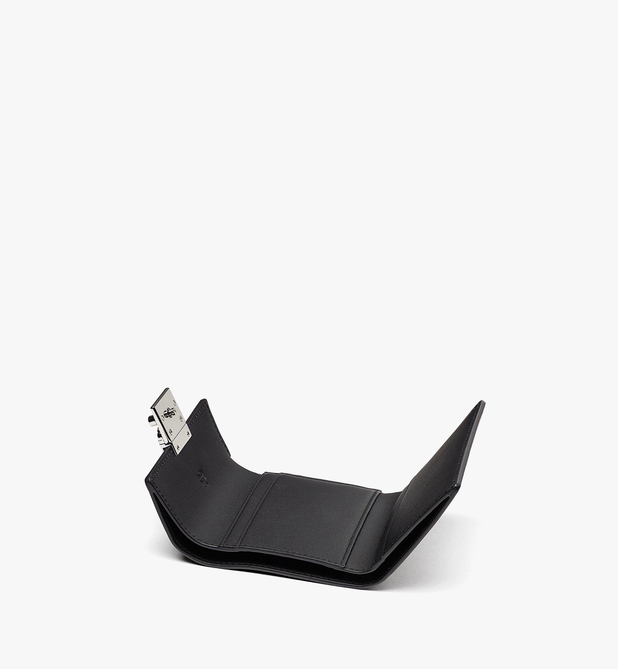 MCM Tracy皮革三折式钱包 Black MYSBAPA01BK001 更多视角 1