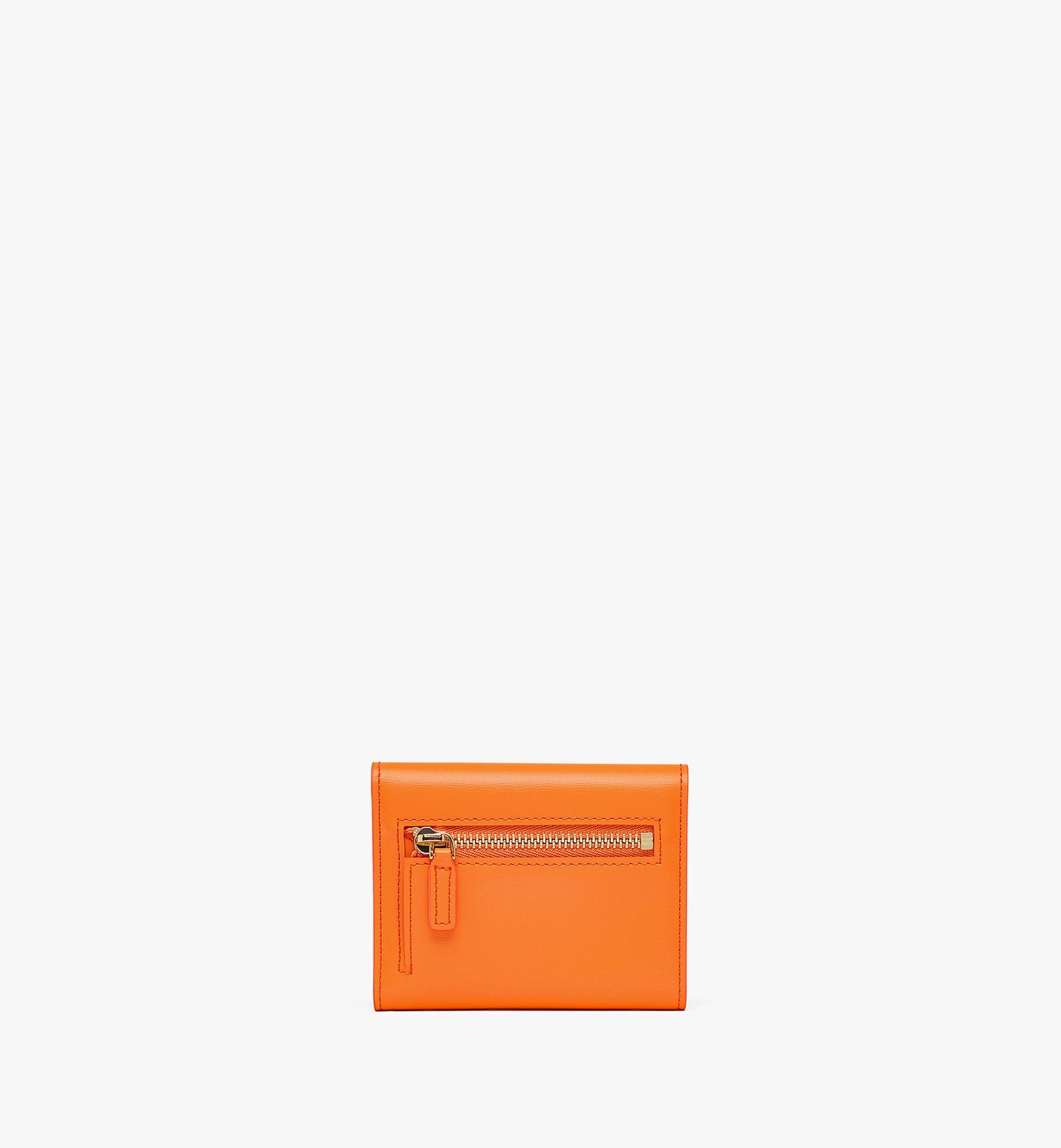 MCM Dreifach gefaltete Patricia Brieftasche aus spanischem Leder Orange MYSBAPA01O9001 Noch mehr sehen 2