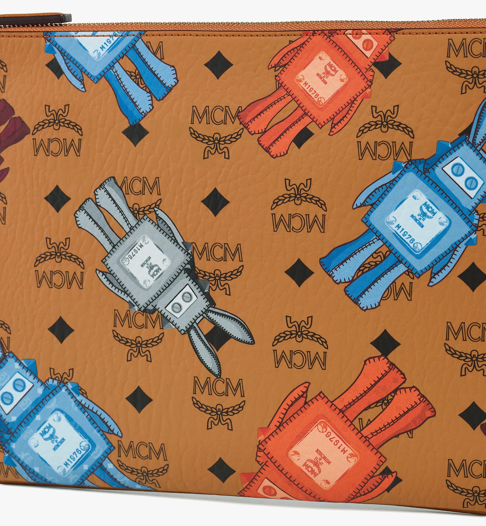 Medium Aren Crossbody Pouch in Rabot Visetos Cognac | MCM ®US