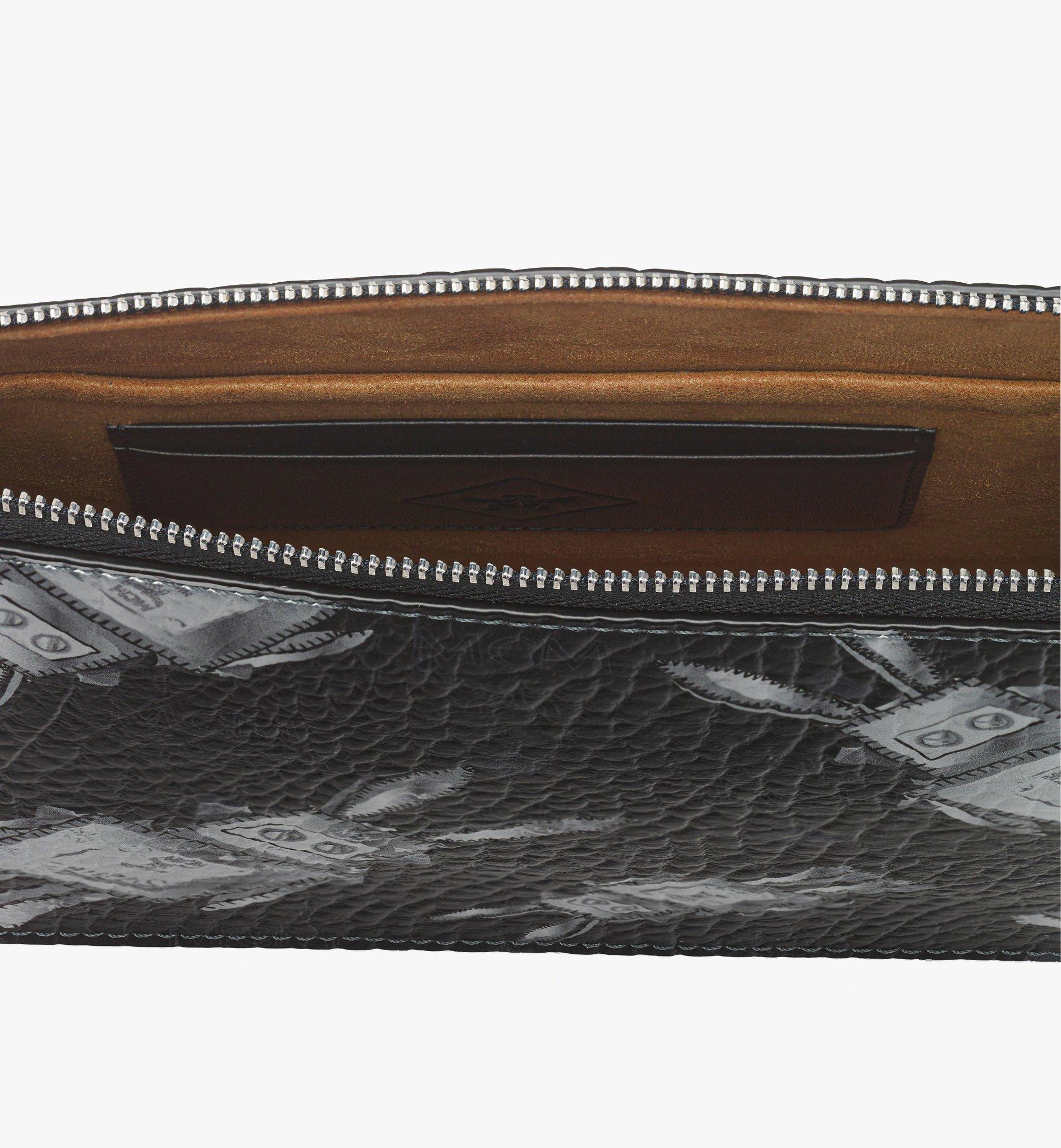 Wristlet Standing Pouch With Chain Strap in Rabot Visetos